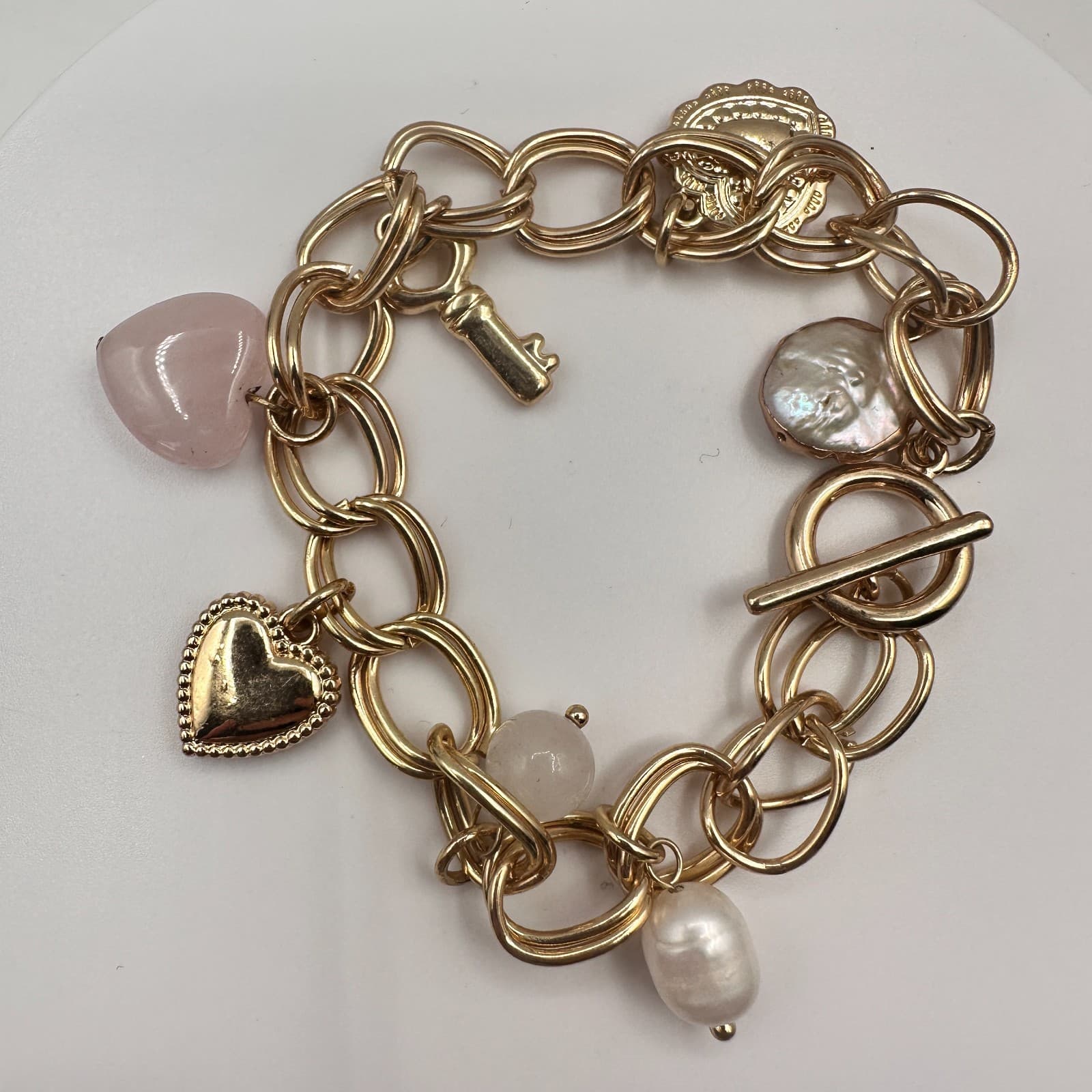 Vintage 90s Gold Tone Chunky Chain Bracelet Heart Key Pearl Toggle Clasp Jewelry - Thumbnail 2