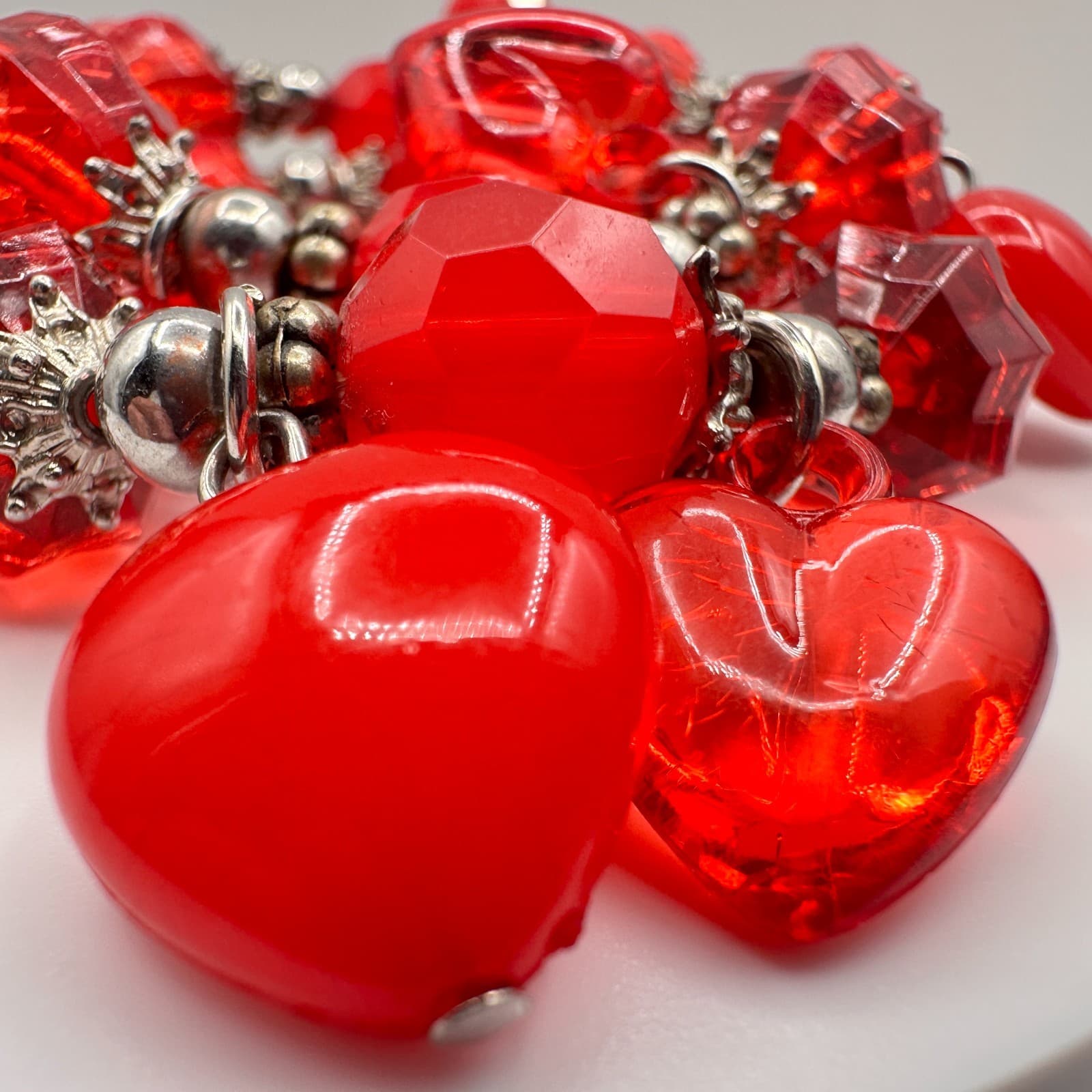 Vintage 90s Red Heart Charm Bracelet Set Beaded Stretch Boho Women's Jewelry - Thumbnail 5