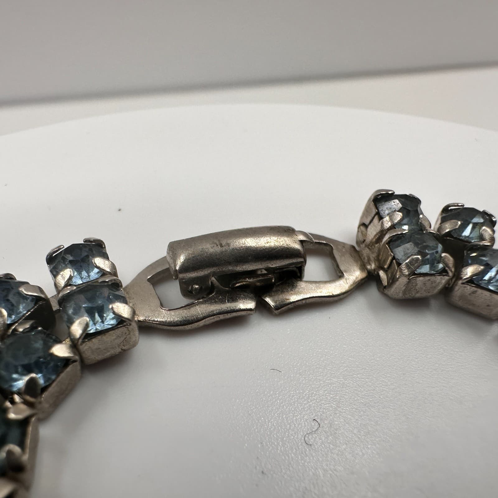 Vintage 70s Silver Tone Blue Rhinestone Moonstone Teardrop Link Bracelet Jewelry - Thumbnail 5