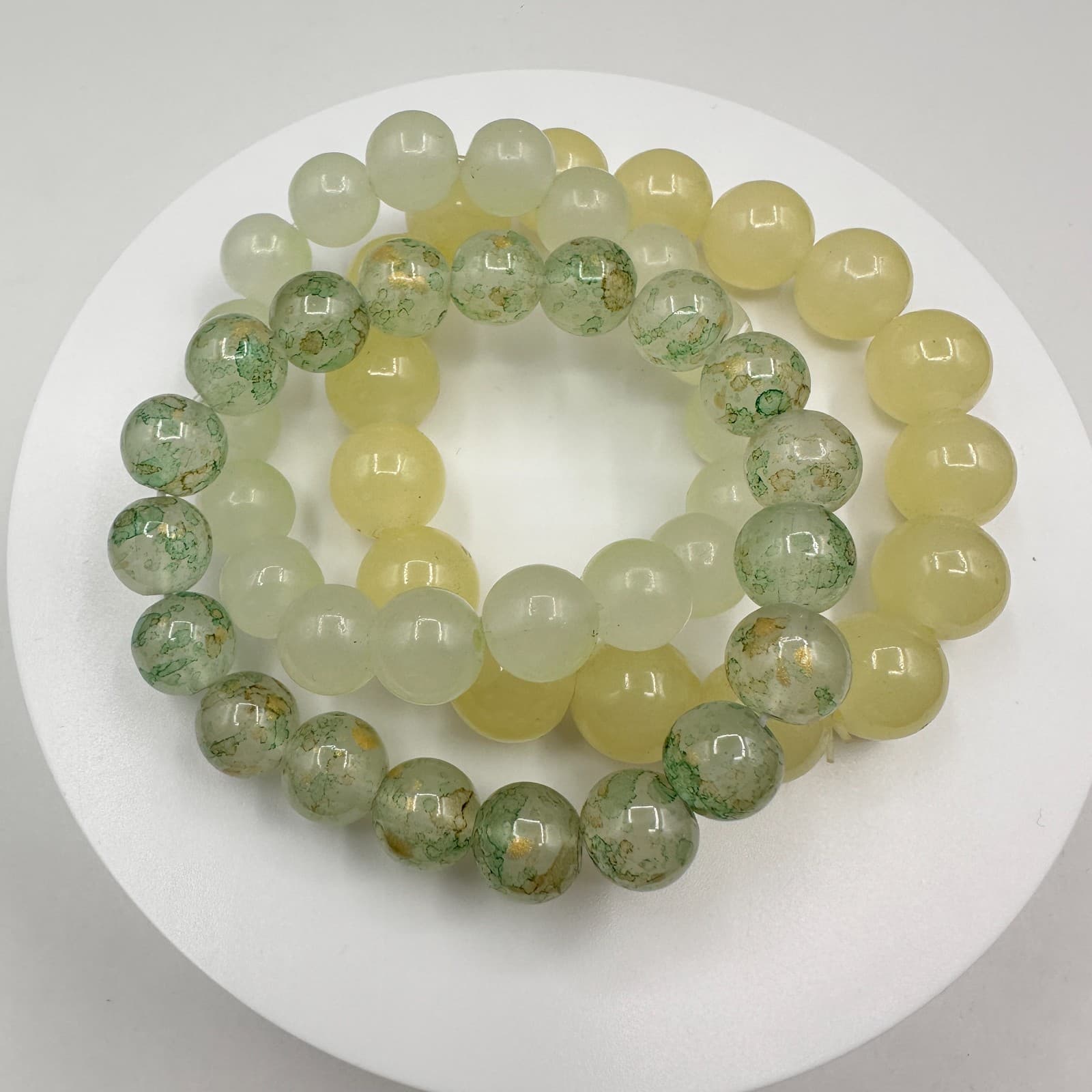 Vintage 80s Natural Prehnite Beaded Bracelet Round Stretchy Womens Jewelry - Thumbnail 3