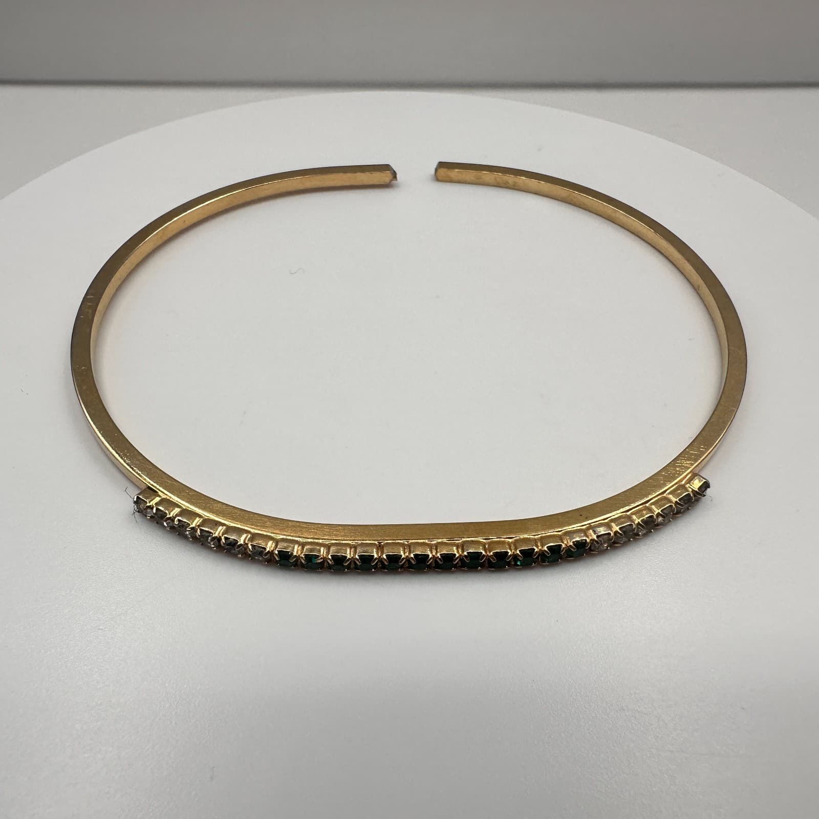 Vintage 80s Green & Clear Crystal Rhinestone Gold Tone Bangle Statement Jewelry - Thumbnail 2