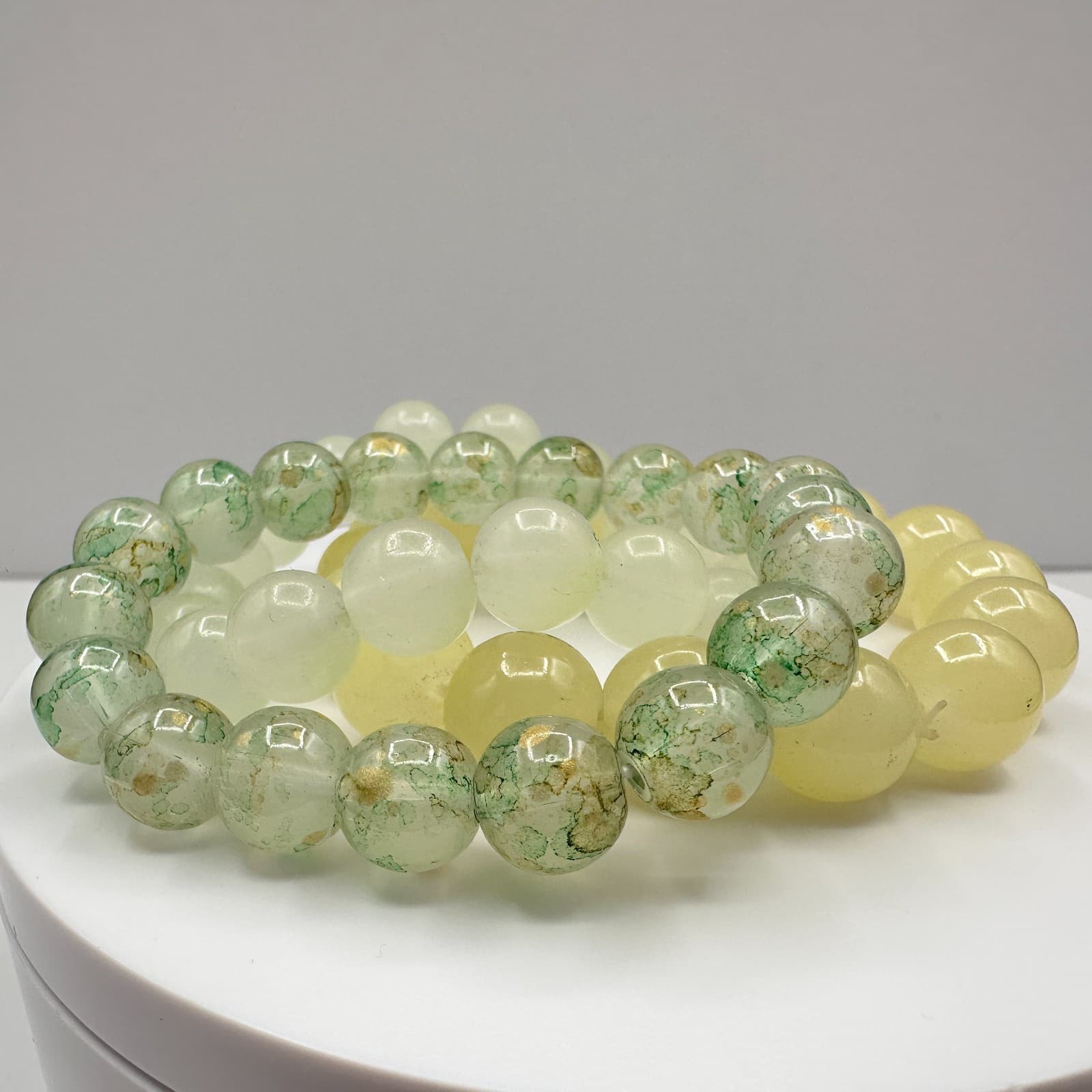 Vintage 80s Natural Prehnite Beaded Bracelet Round Stretchy Womens Jewelry - Image 1