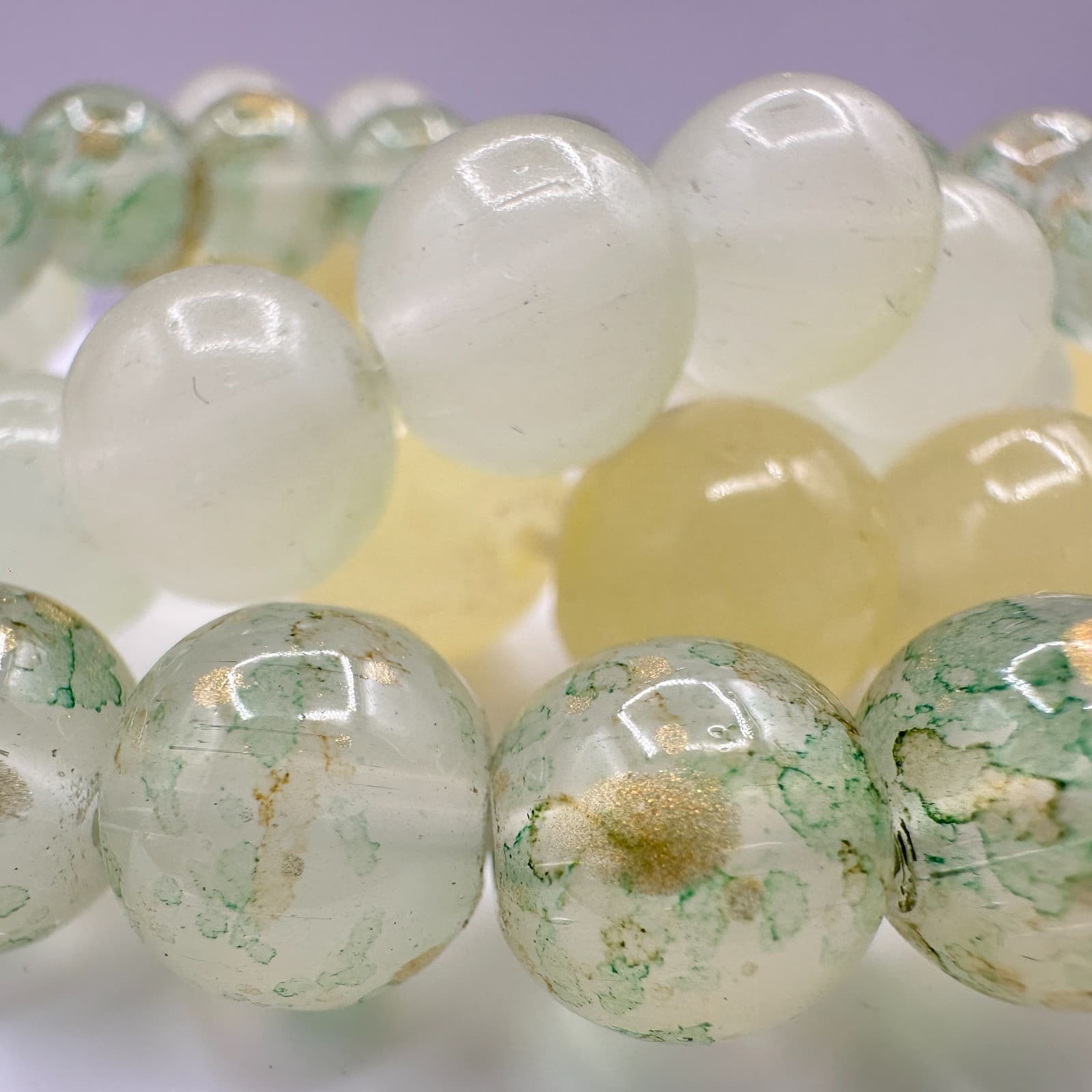 Vintage 80s Natural Prehnite Beaded Bracelet Round Stretchy Womens Jewelry - Thumbnail 6