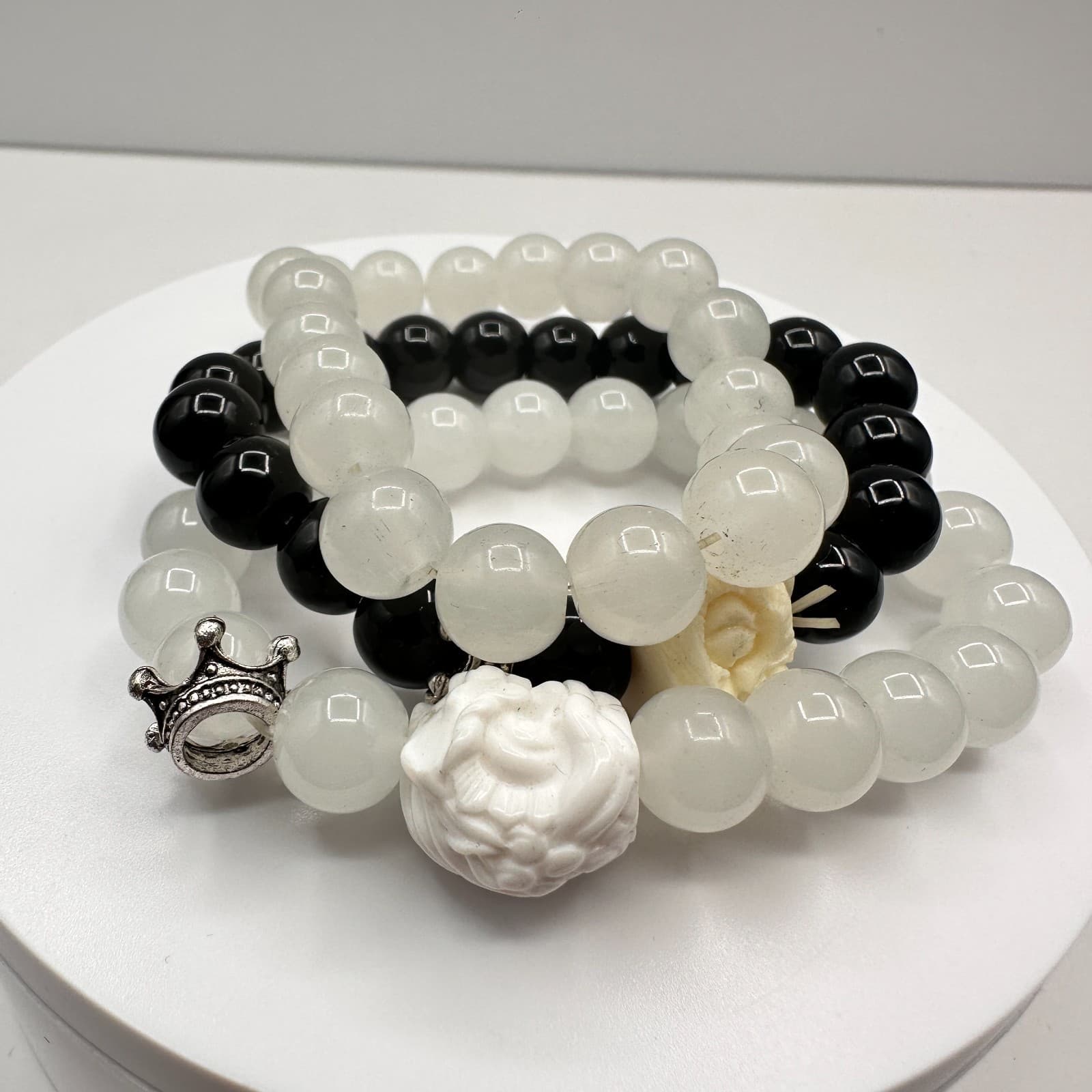 Vintage 90s Beaded Bracelet Set Black White Stones Crown Floral Fashion Jewelry - Image 1