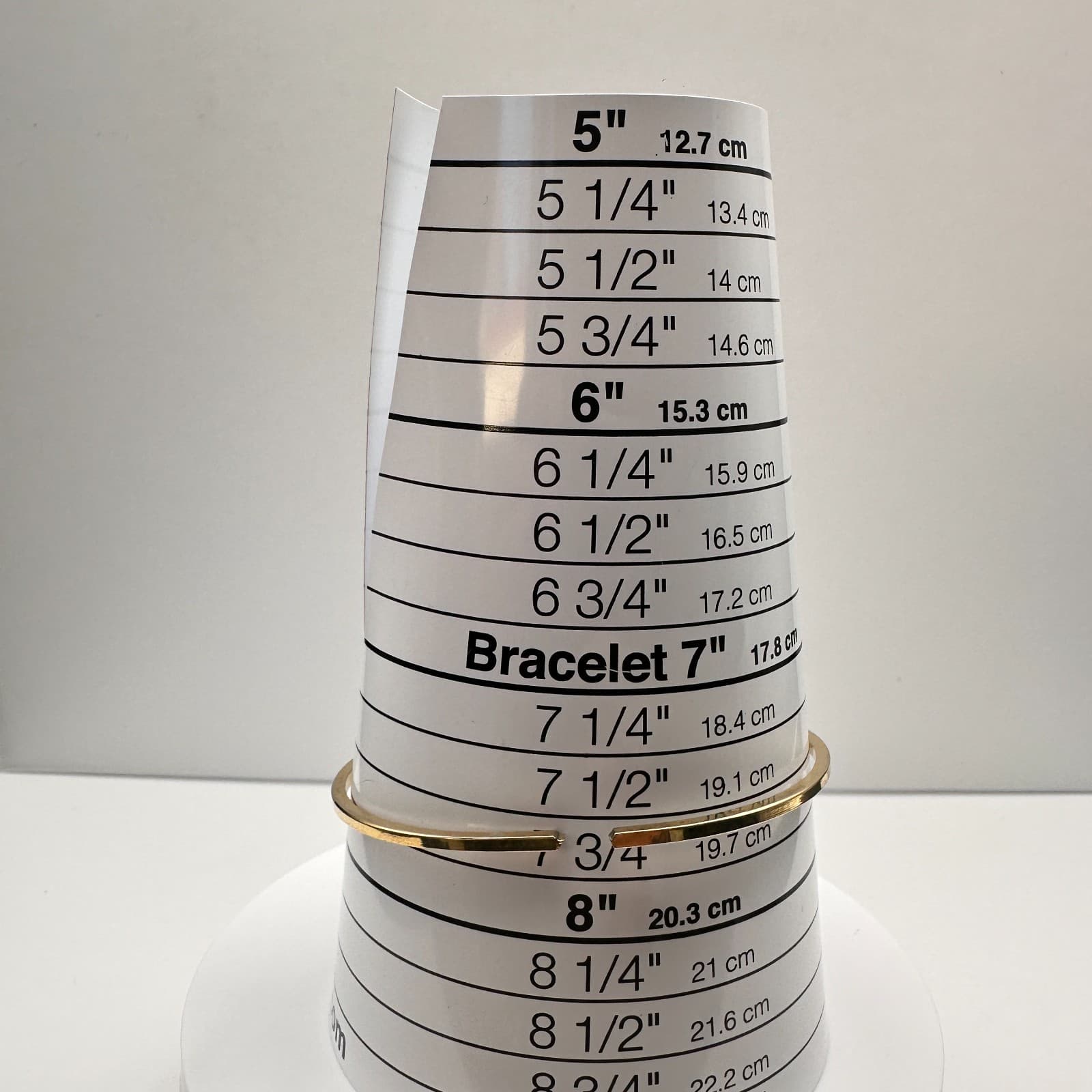 Vintage 80s Green & Clear Crystal Rhinestone Gold Tone Bangle Statement Jewelry - Thumbnail 8