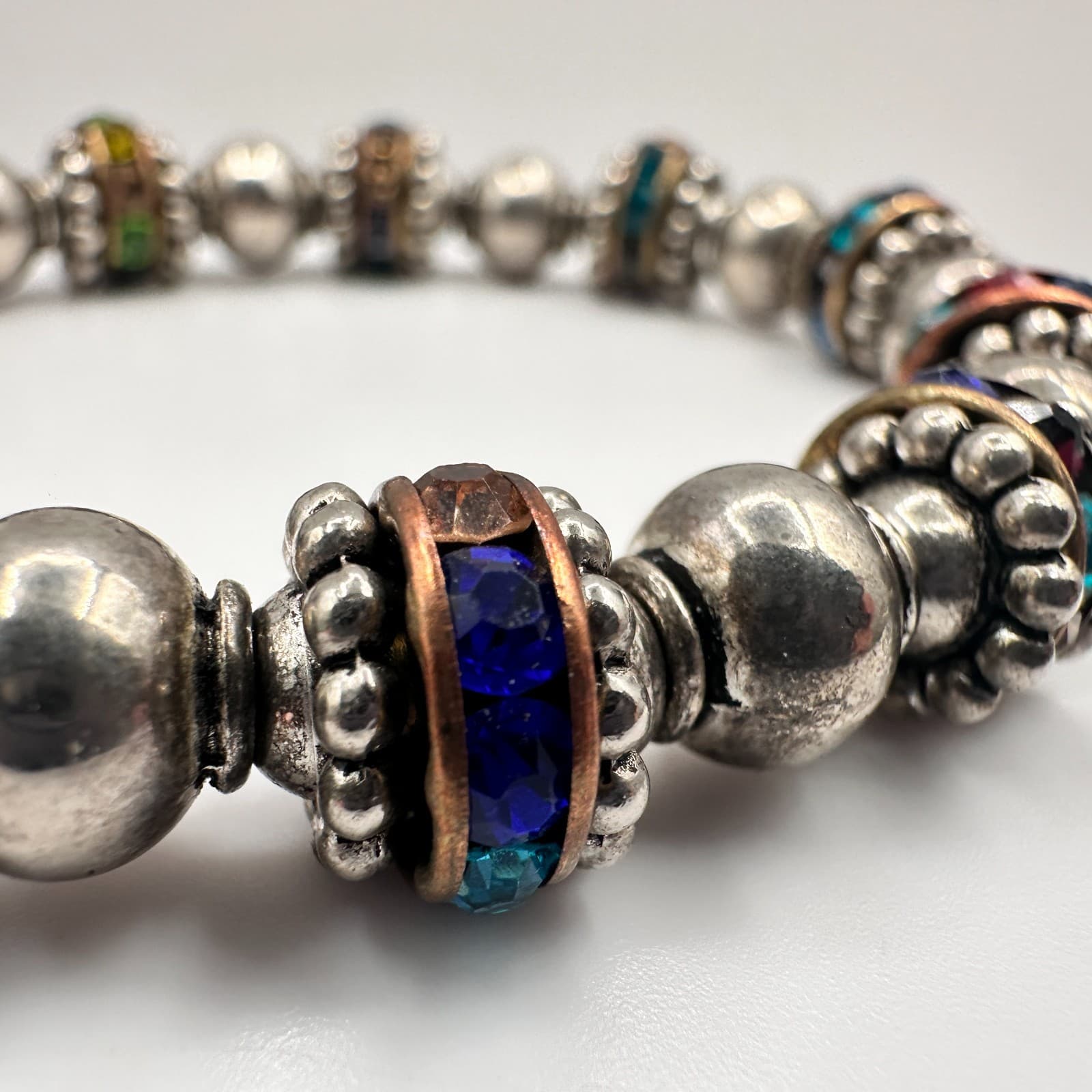 Vintage 90s Silver Tone Multi-Color Glass Beaded Stretch Bracelet Boho Jewelry - Thumbnail 4