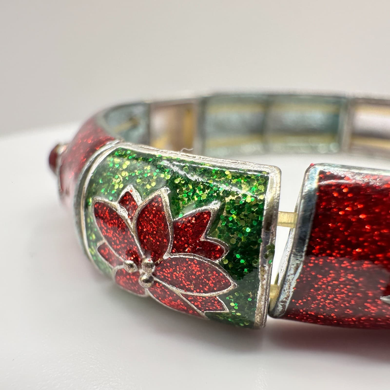 Vintage 90s Christmas Poinsettia Stretch Bracelet Red Green Glitter Enamel - Thumbnail 3