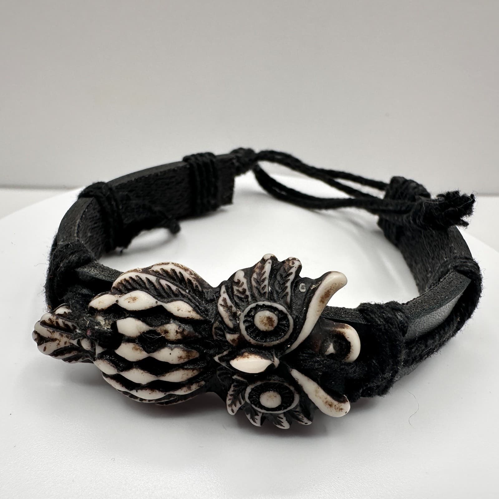 Vintage 90s Owl Charm Black Leather Bracelet Boho Ethnic Style Classic Jewelry - Image 1