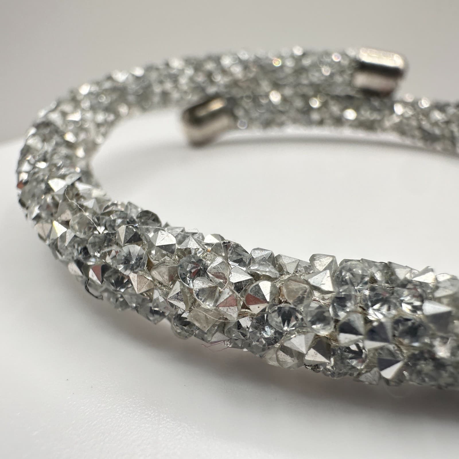 Vintage 90s Silver Tone Glass Mesh Wrap Bracelet Sparkly Boho Glamour Jewelry - Thumbnail 3