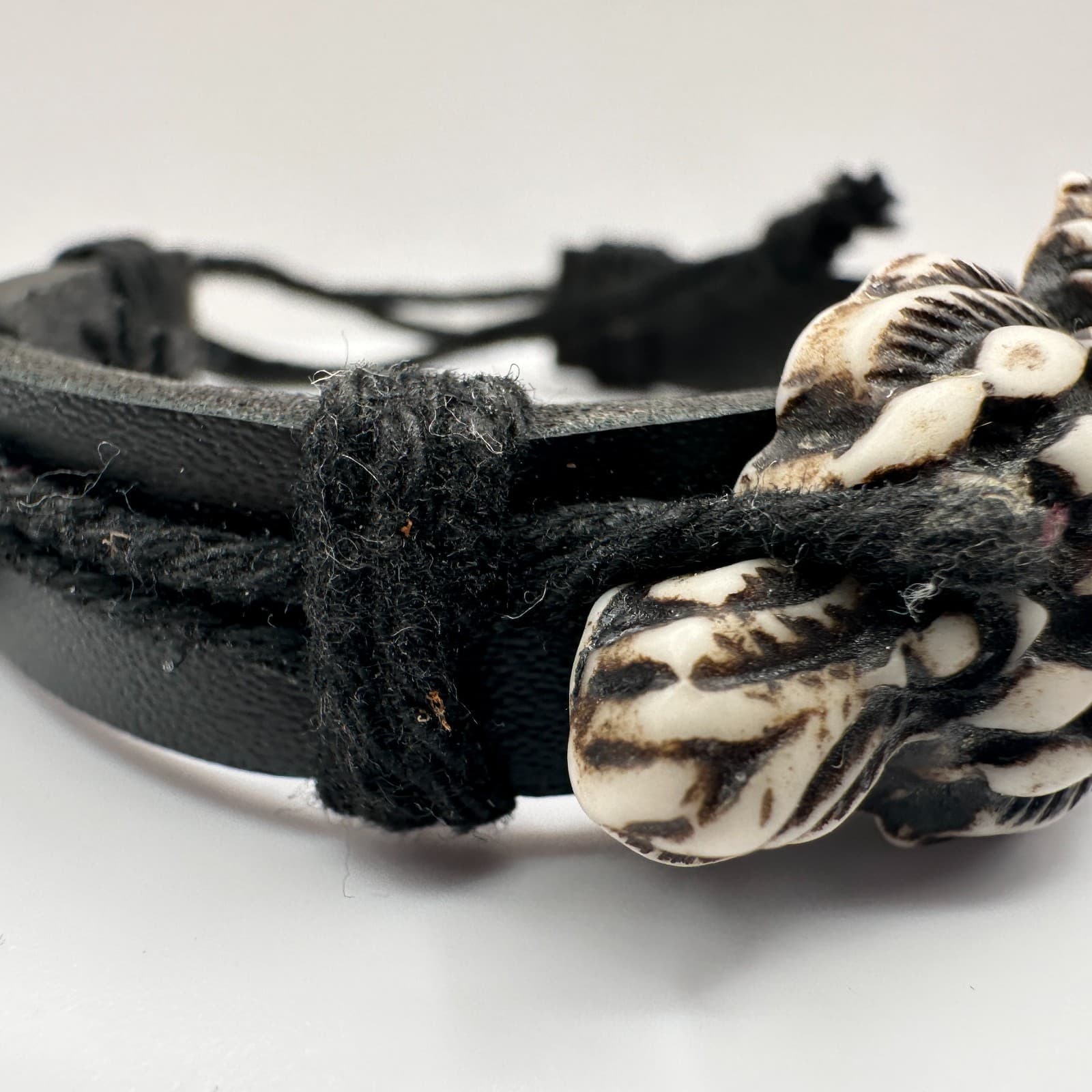 Vintage 90s Owl Charm Black Leather Bracelet Boho Ethnic Style Classic Jewelry - Thumbnail 3