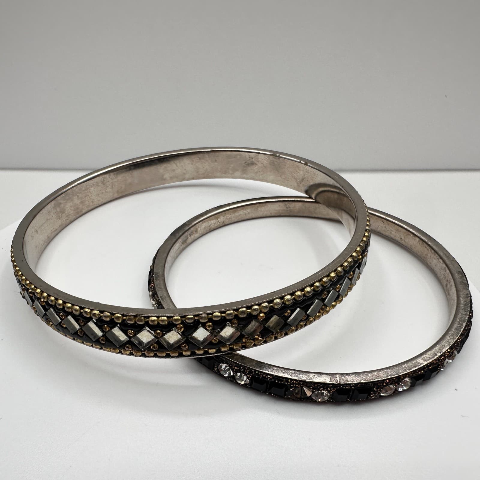 Vintage 90s Black Glass Bangle Bracelet Set Silver Tone Boho Women's Jewelry - Thumbnail 6