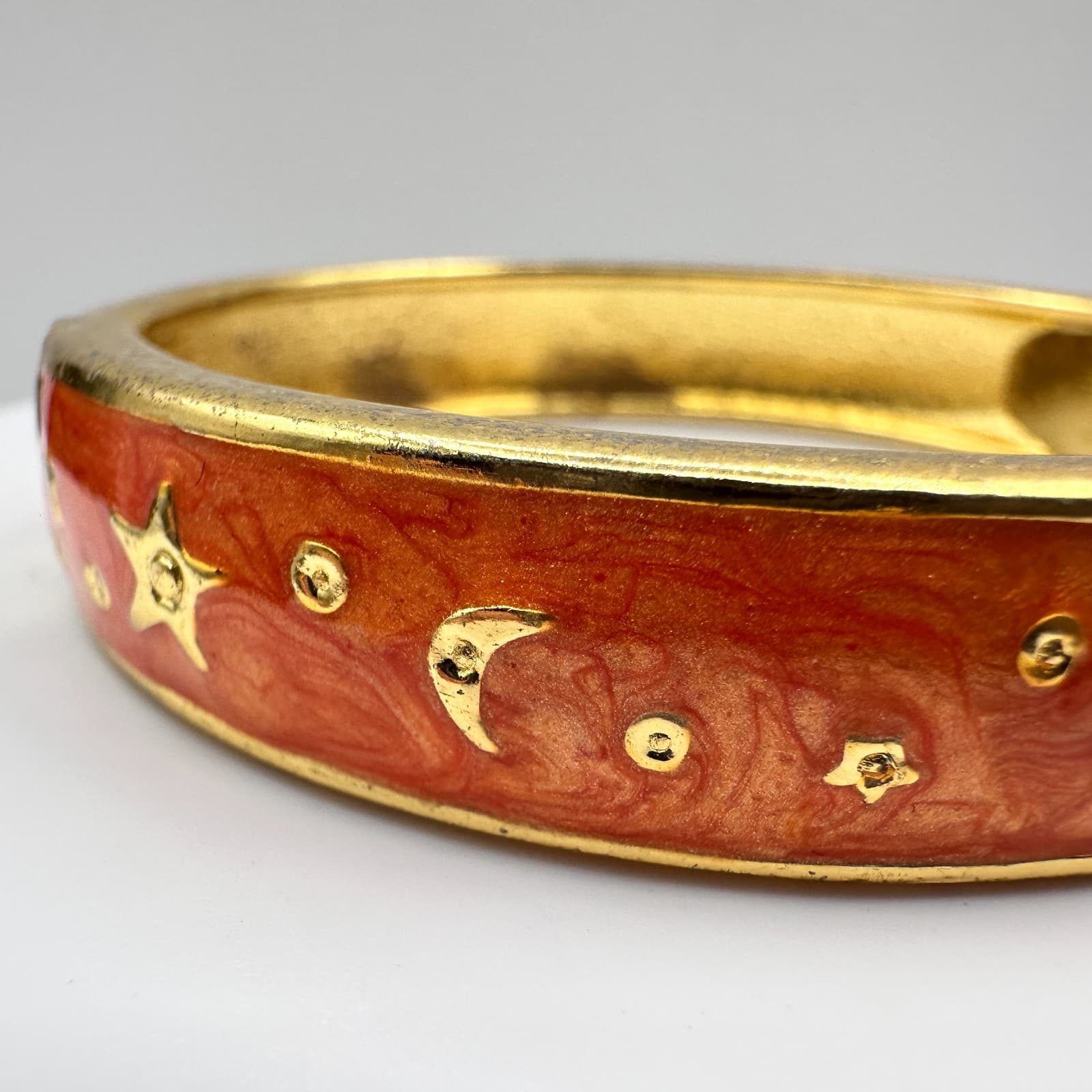 Vintage 90s Celestial Bangle Bracelet Gold Tone Orange Enamel Moon Star Heart - Thumbnail 3
