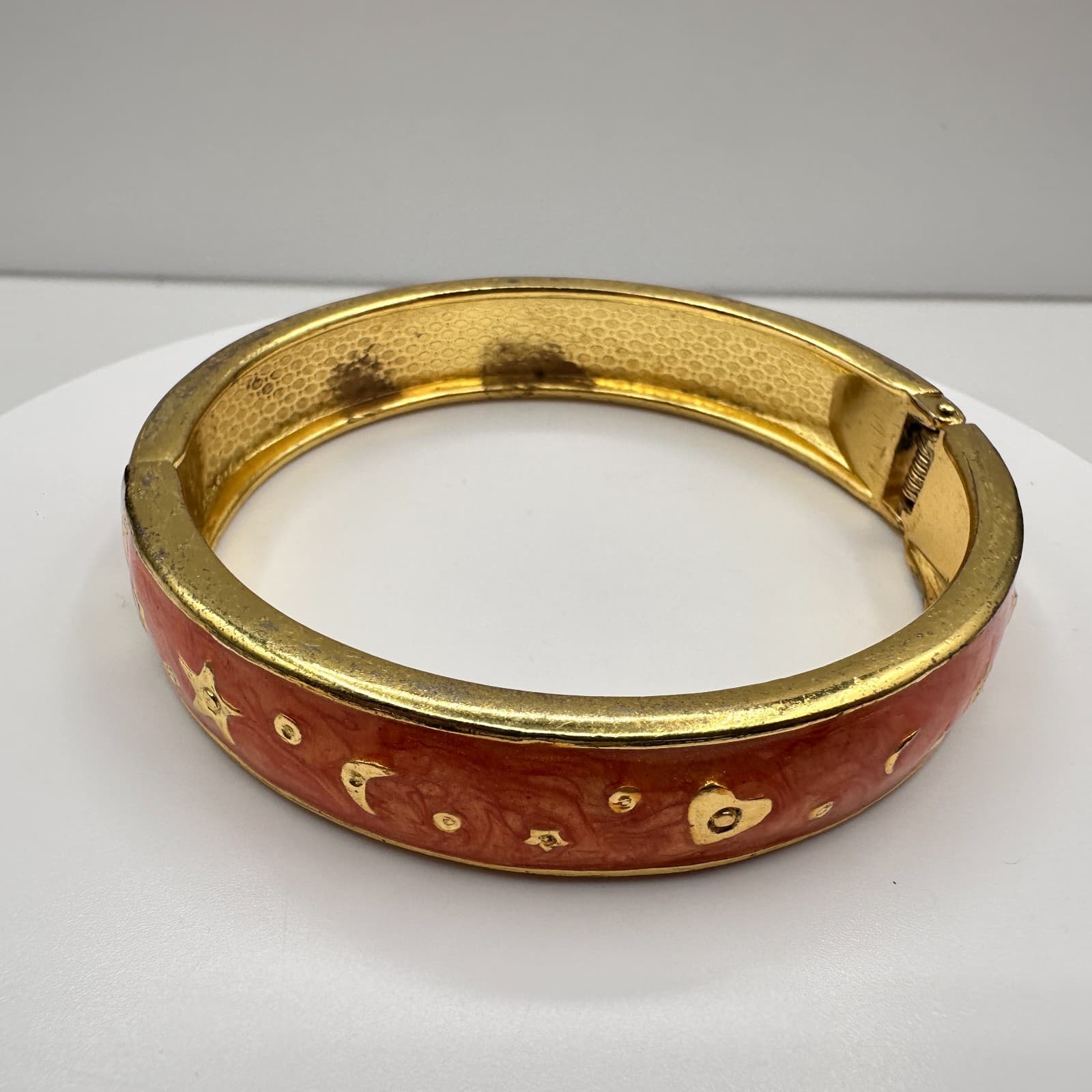 Vintage 90s Celestial Bangle Bracelet Gold Tone Orange Enamel Moon Star Heart - Thumbnail 2