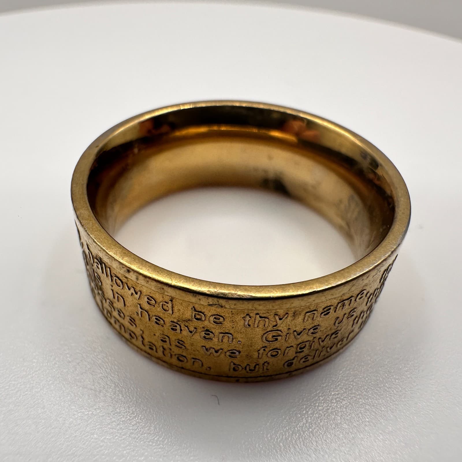 Vintage 90s Engraved Religious Band Ring Gold Tone Classic Fashion Jewelry - Thumbnail 2