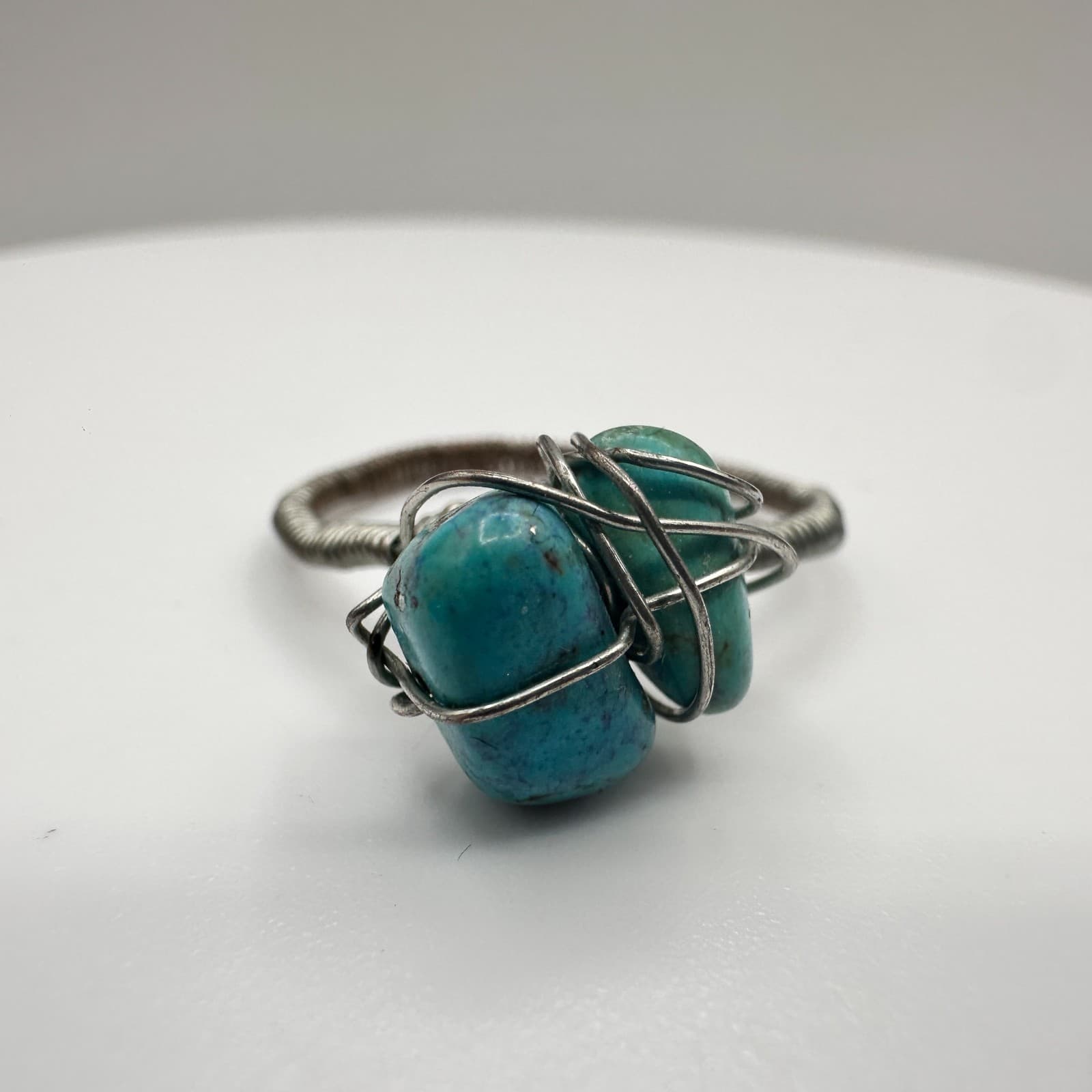 Vintage 90s Boho Silver Tone Wire Wrapped Turquoise Ring Women's Classic Jewelry - Image 1
