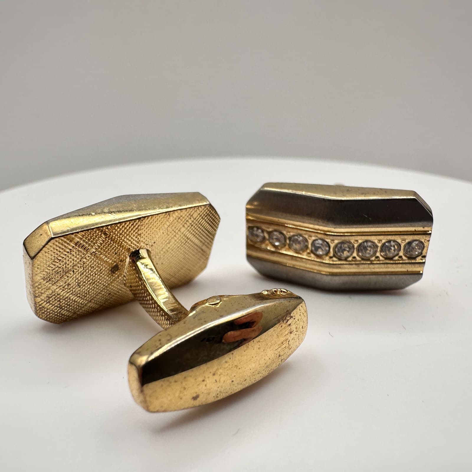 Vintage 90s Gold Tone Glass Rhinestone Cufflinks Men's Classic Fashion Jewelry - Thumbnail 2