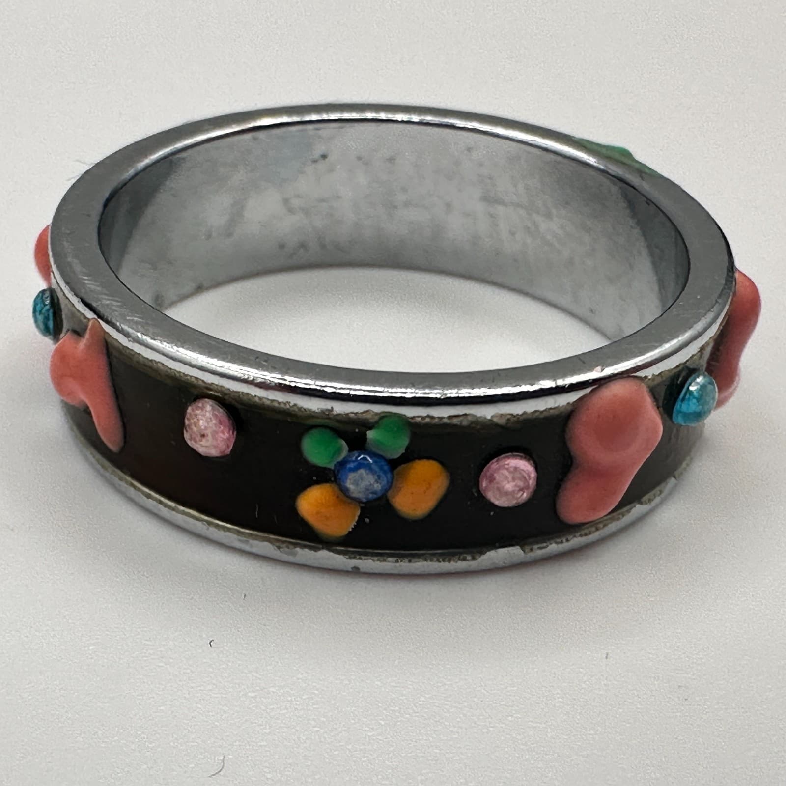 Vintage 90s Y2K Enamel Heart Band Ring Silver Tone Boho Women's Classic Jewelry - Thumbnail 3