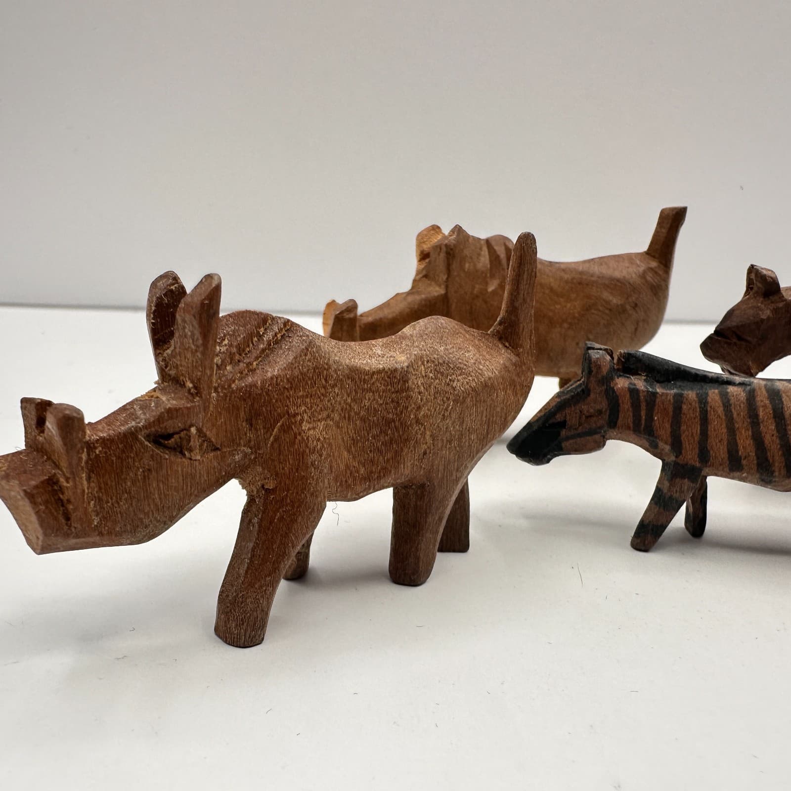 Vintage 90s Hand Carved Wood Animal Miniature Set Rhino Zebra Lion Safari - Thumbnail 8