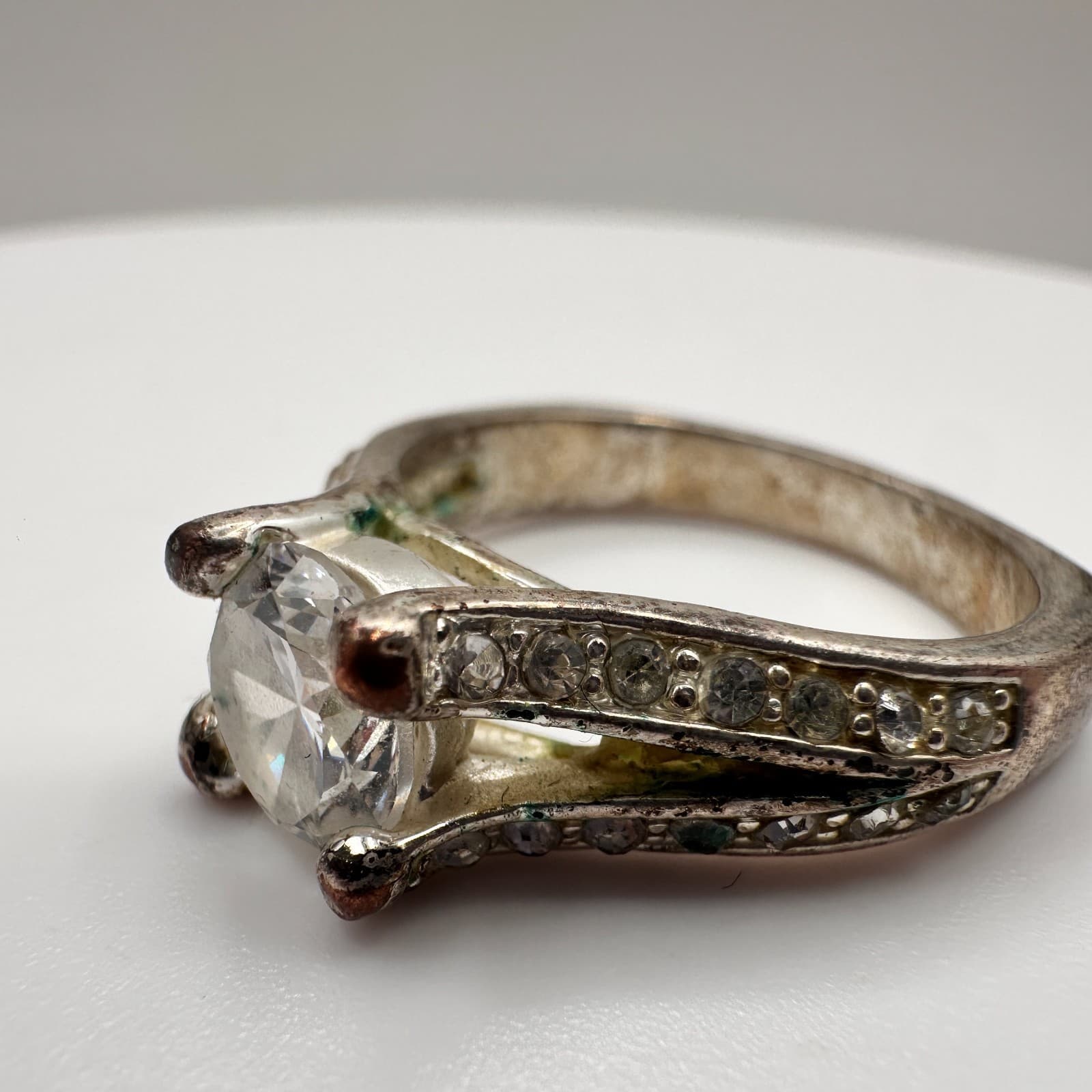 Vintage Y2K Silver Tone Clear Rhinestone Statement Round Ring Retro Jewelry - Thumbnail 5