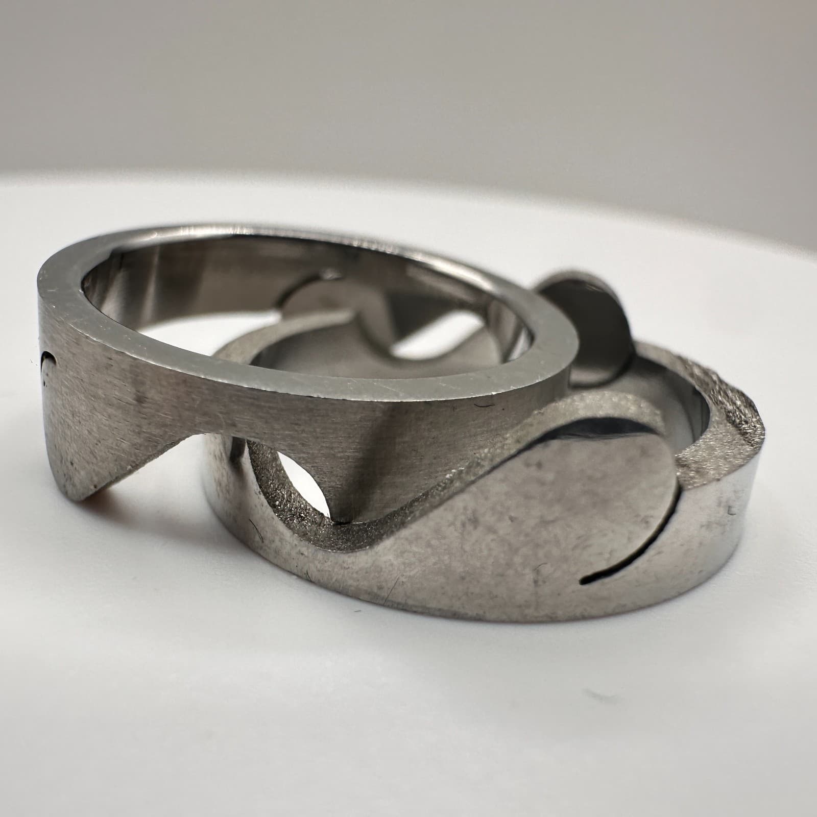 Vintage 90s Silver Tone Interlocking Puzzle Band Ring Set Women's Jewelry - Thumbnail 3