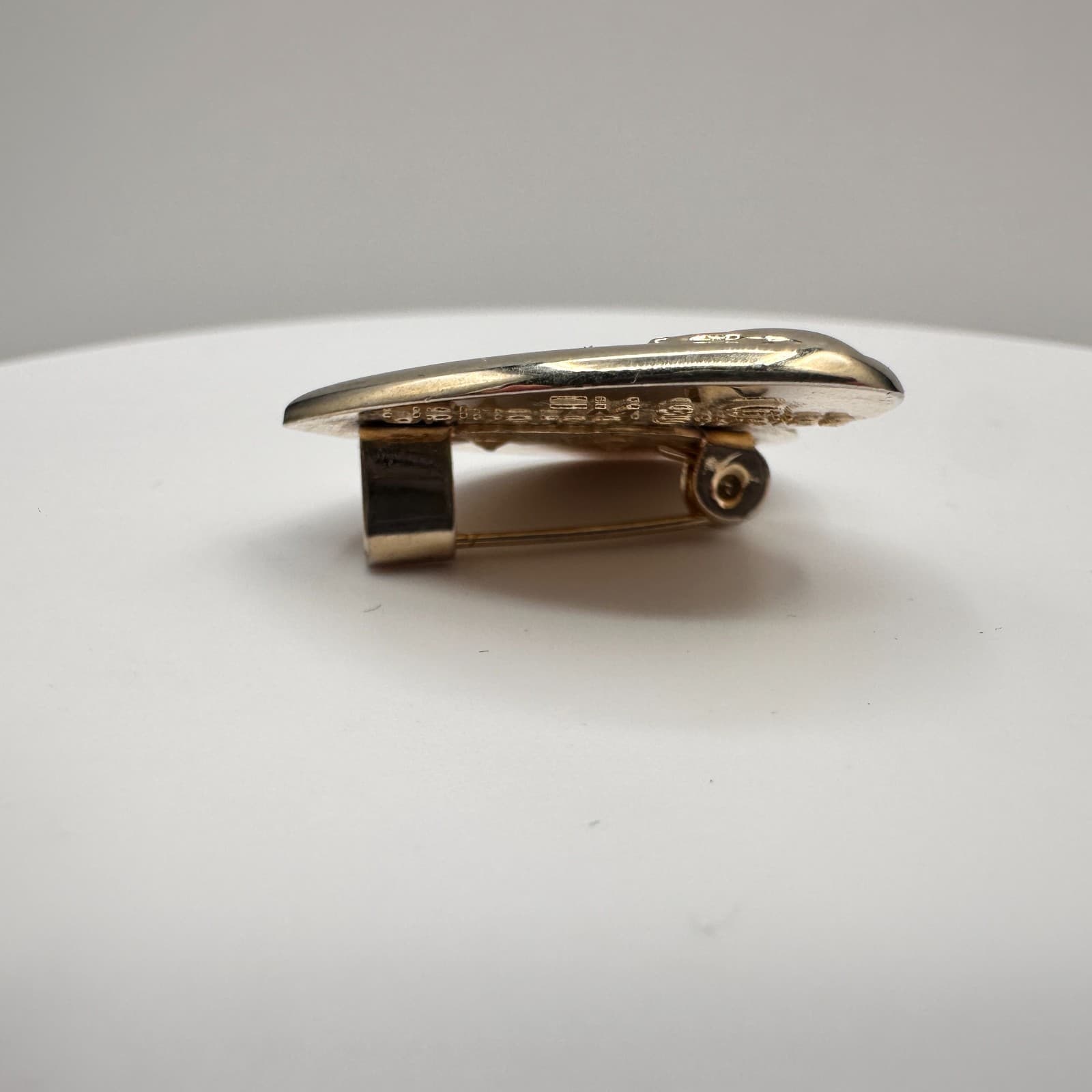 Vintage 90s TM & CO UNIVERSAL STUDIOS THE EXTRA-TERRESTRIAL MOVIE BROOCH PIN - Thumbnail 3