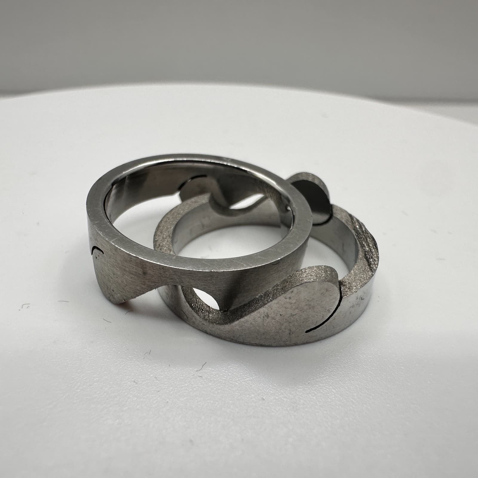 Vintage 90s Silver Tone Interlocking Puzzle Band Ring Set Women's Jewelry - Image 1