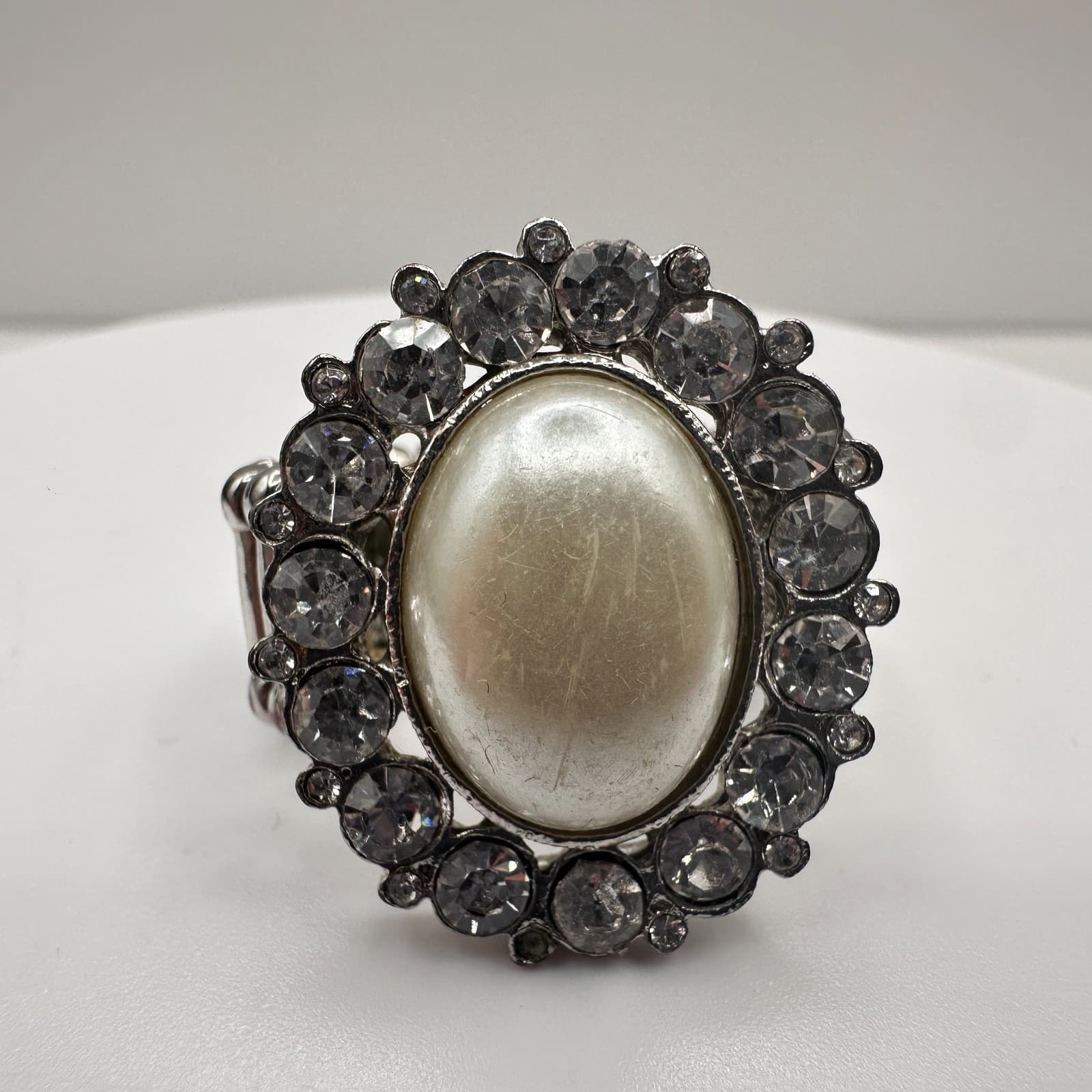 Vintage 90s Faux Pearl Stretch Ring Silver Tone Clear Glass Boho Fashion Jewelry - Thumbnail 5