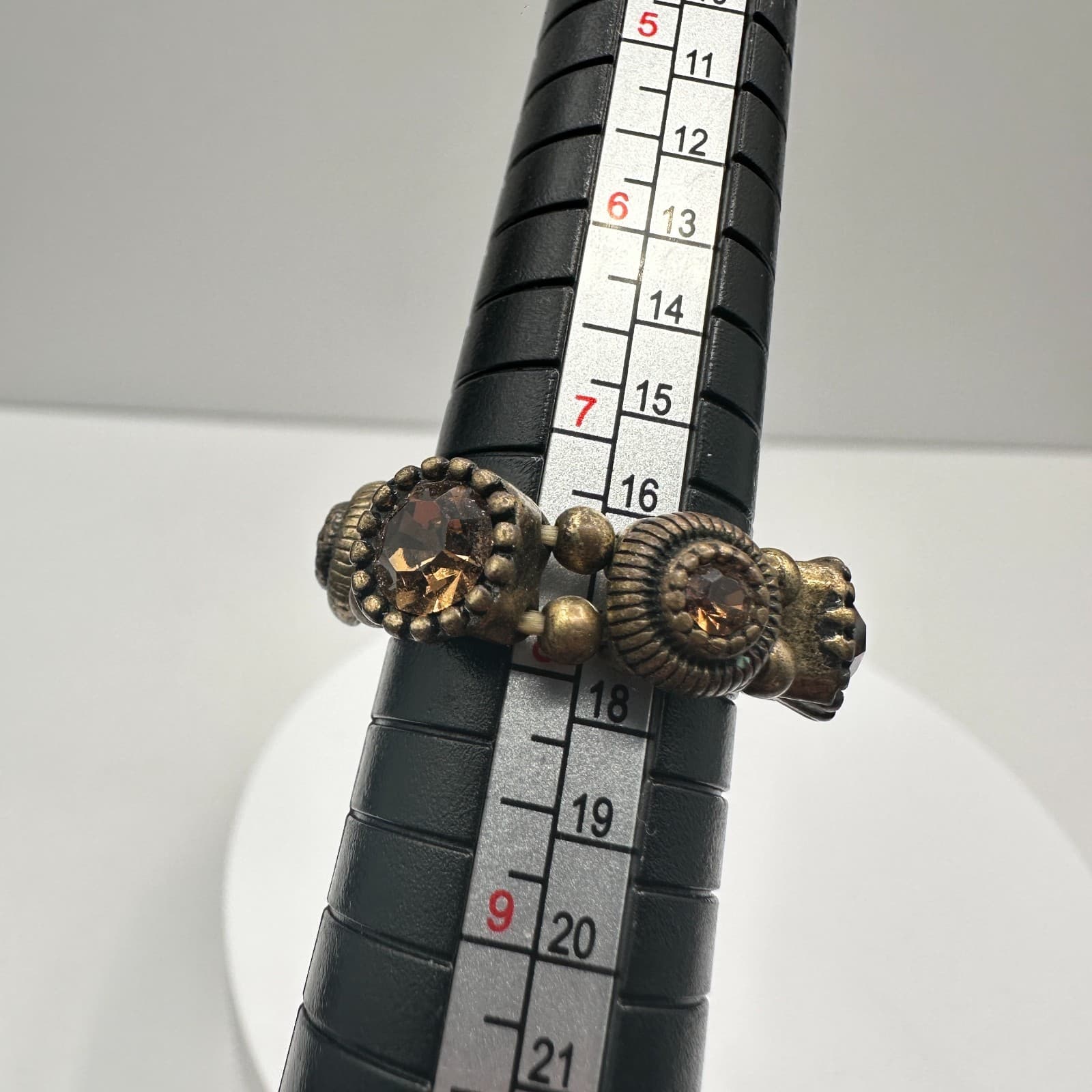 Vintage 90s Smoky Brown Glass Gold Tone Band Stretch Ring Statement Jewelry - Thumbnail 5