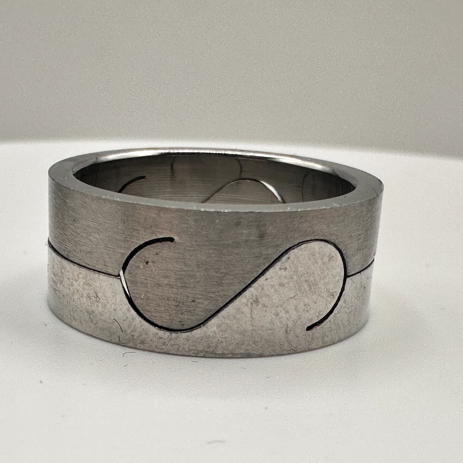 Vintage 90s Silver Tone Interlocking Puzzle Band Ring Set Women's Jewelry - Thumbnail 5