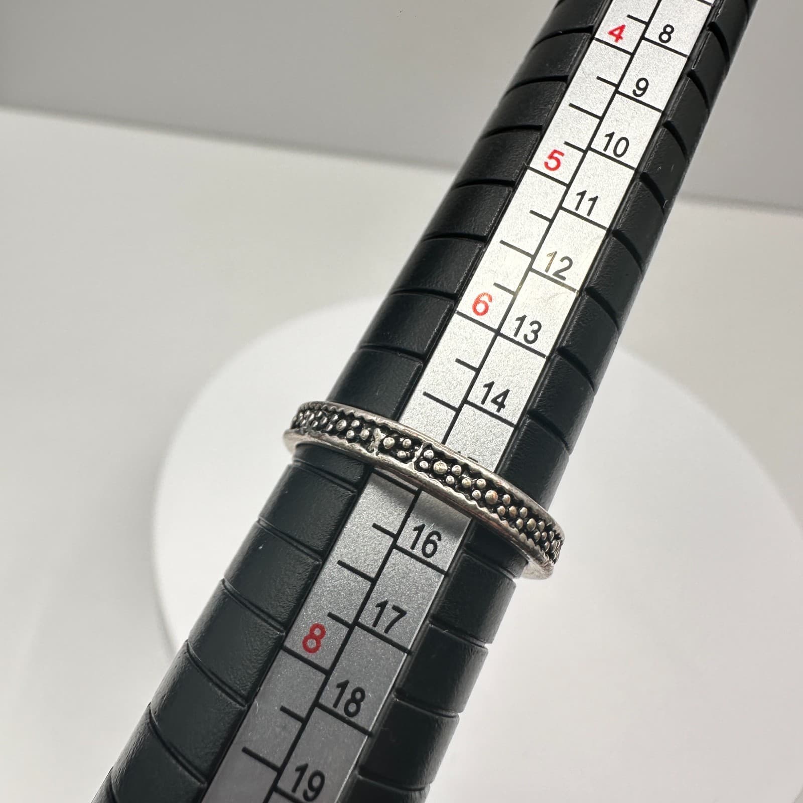 Vintage 90s Silver Tone Dotted Eternity Band Ring Stackable Women's Jewelry - Thumbnail 5