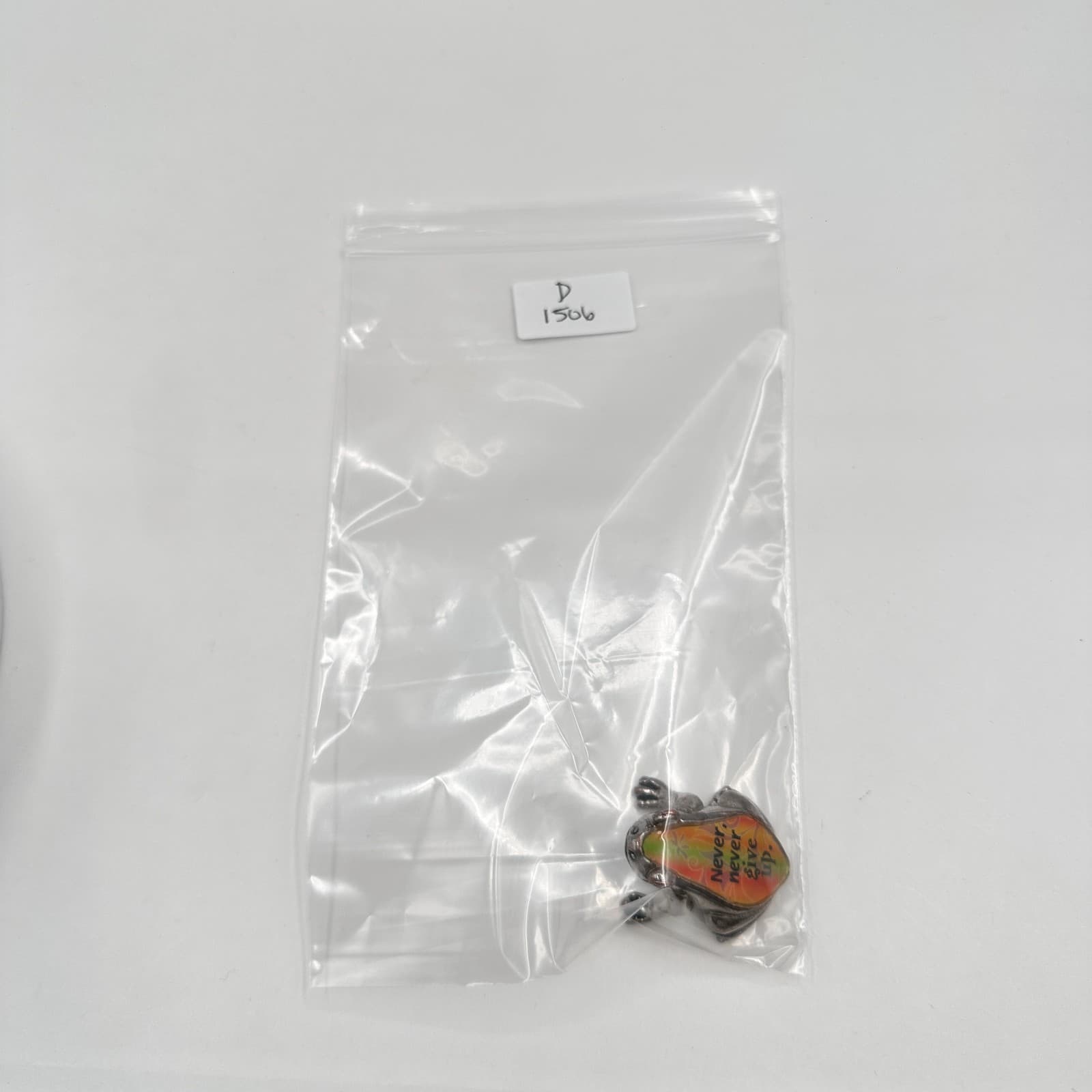 Vintage 90s Silver Tone Frog Figurine Never Never Give Up Inspirational Jewelry - Thumbnail 7