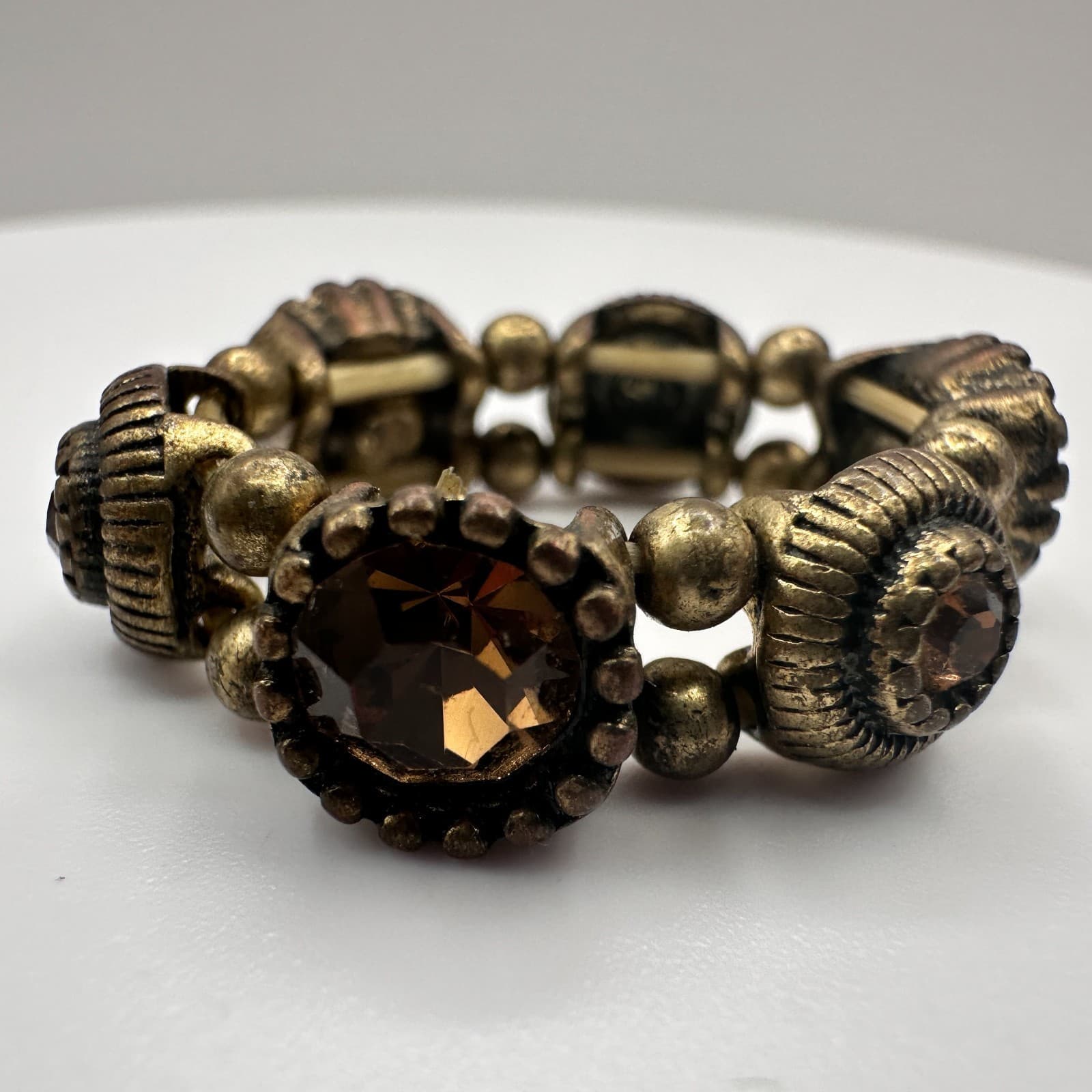 Vintage 90s Smoky Brown Glass Gold Tone Band Stretch Ring Statement Jewelry - Thumbnail 3