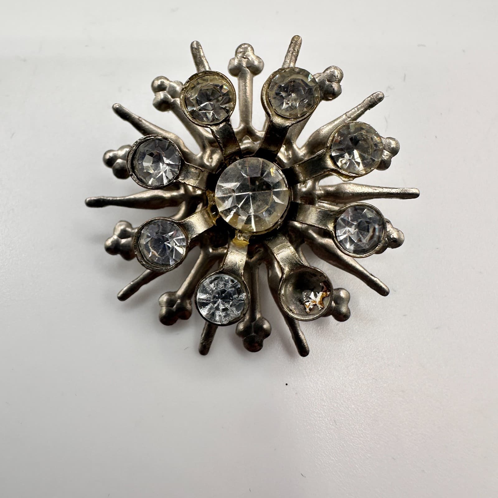 Vintage 90s Starburst Brooch Pin Silver tone Clear Rhinestone Missing Stone - Thumbnail 2