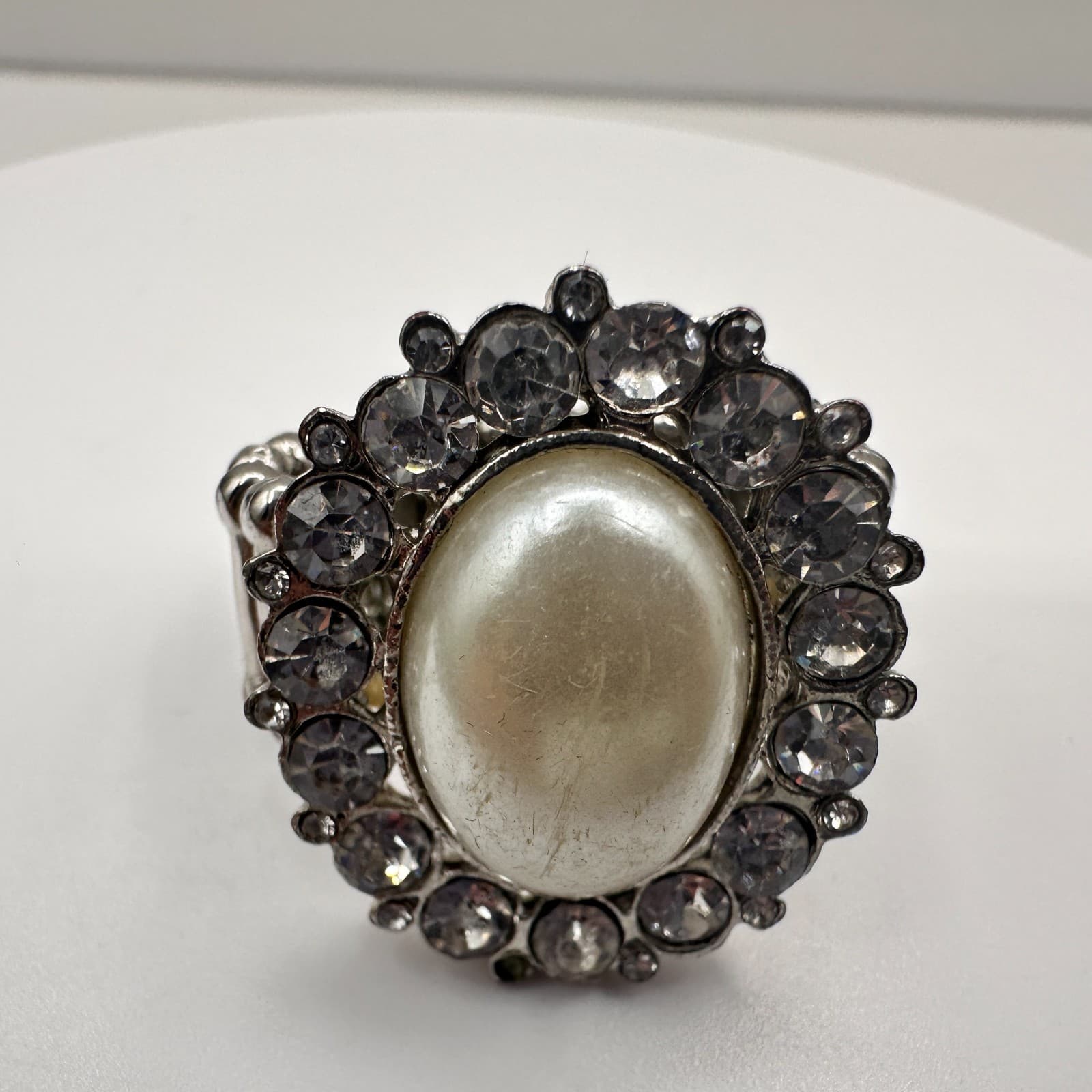 Vintage 90s Faux Pearl Stretch Ring Silver Tone Clear Glass Boho Fashion Jewelry - Thumbnail 2