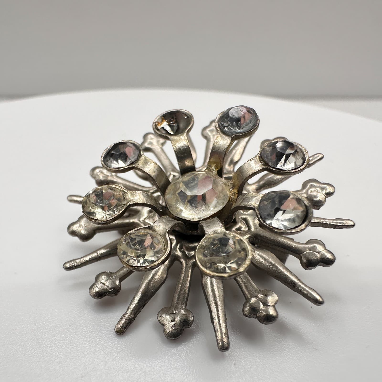 Vintage 90s Starburst Brooch Pin Silver tone Clear Rhinestone Missing Stone - Thumbnail 5