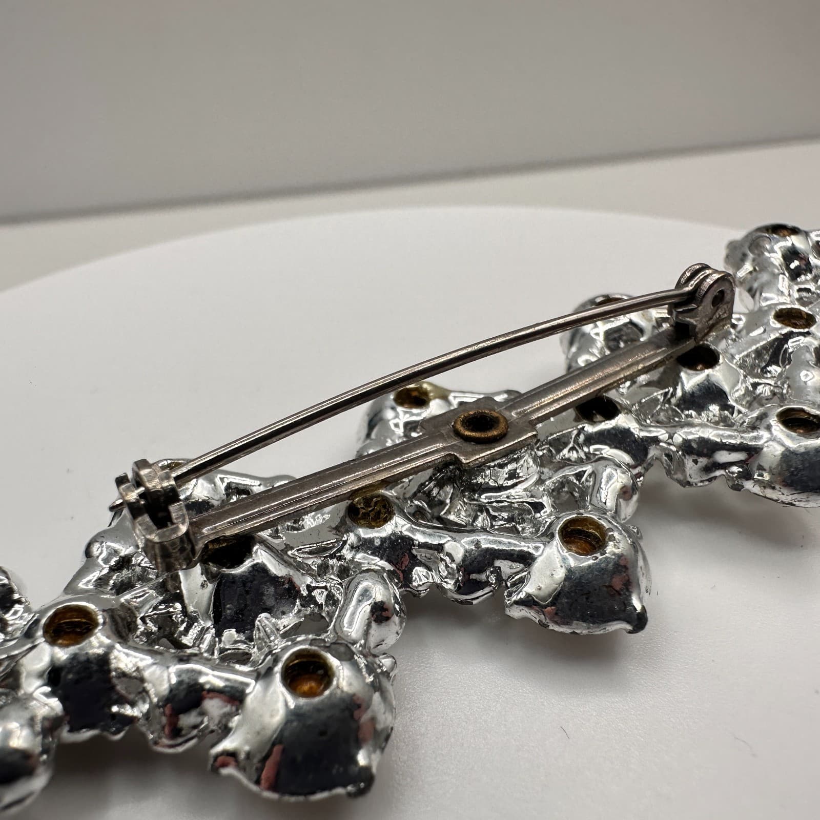 Vintage 90s Silver Tone Clear Rhinestone Geometric Brooch Pin Statement Jewelry - Thumbnail 5