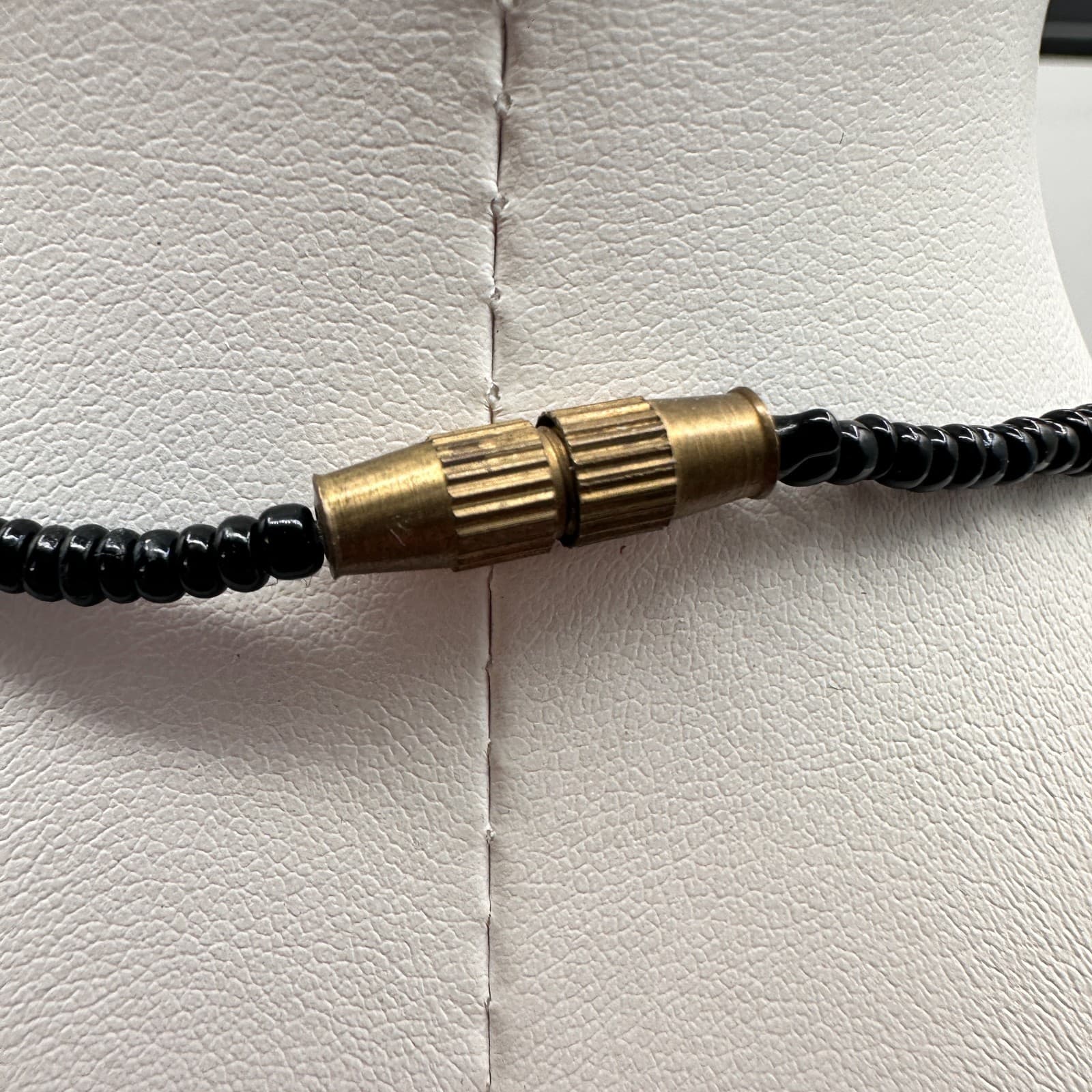 Vintage 90s Cowrie Shell Leather Necklace Afrocentric Boho Beaded Ethnic Jewelry - Thumbnail 8