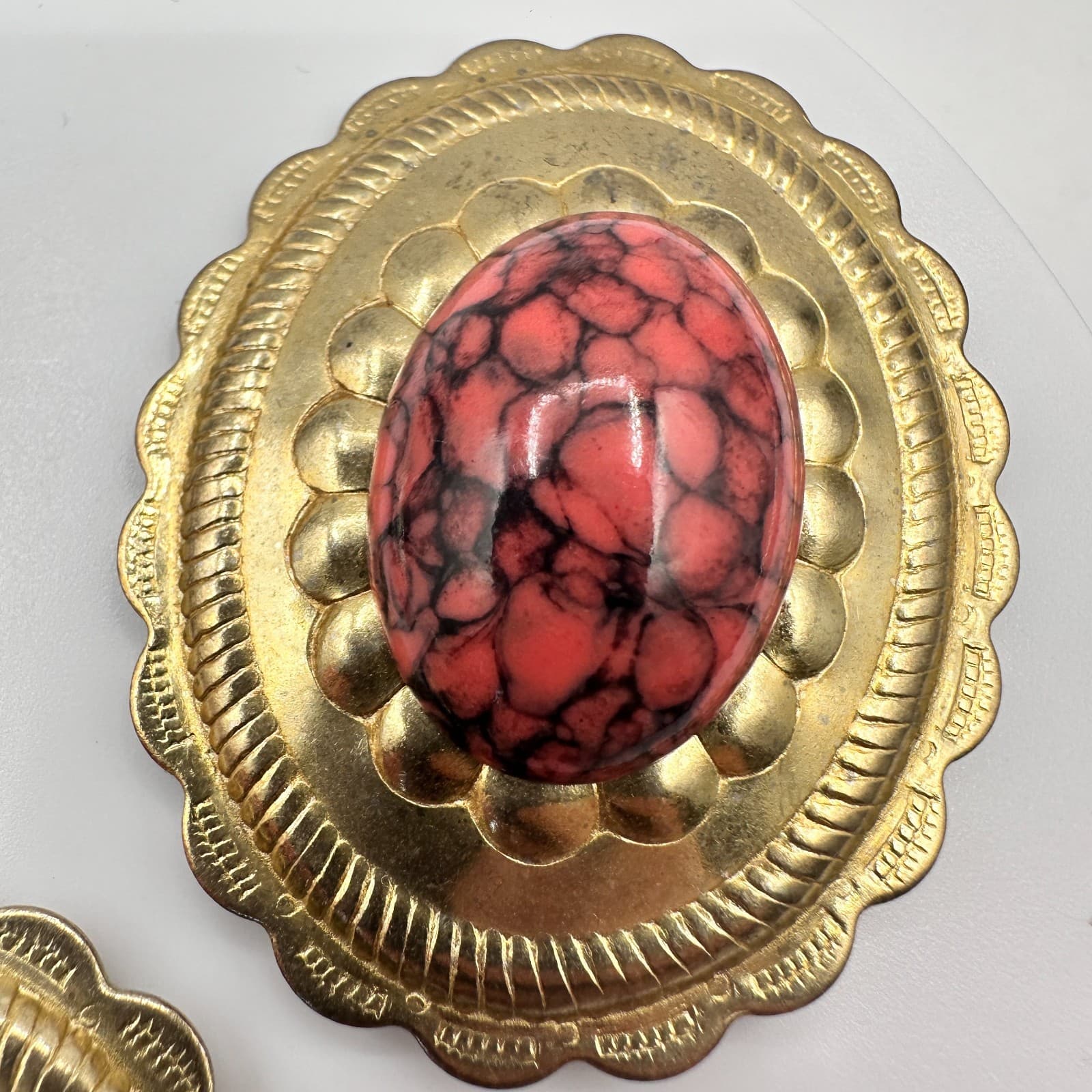 Vintage 90s Scalloped Oval Scarf Slides Set Faux Turquoise & Red Stone Jewelry - Thumbnail 4