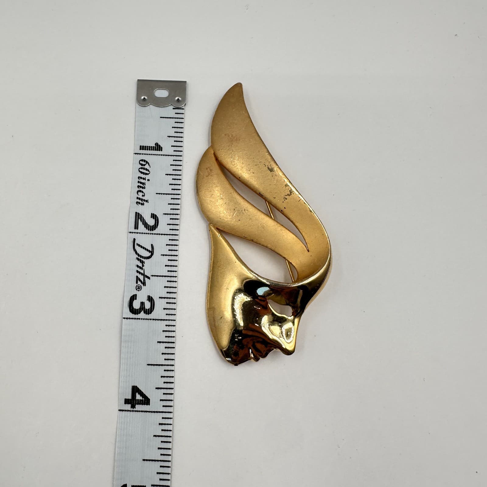 Vintage 80s Gold Tone Abstract Woman's Face Flowing Hair Brooch Pin Jewelry - Thumbnail 9