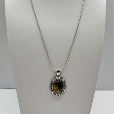 Vintage 90s Oval Labradorite Pendant Necklace Silver Tone Snake Chain Jewelry - Thumbnail 3