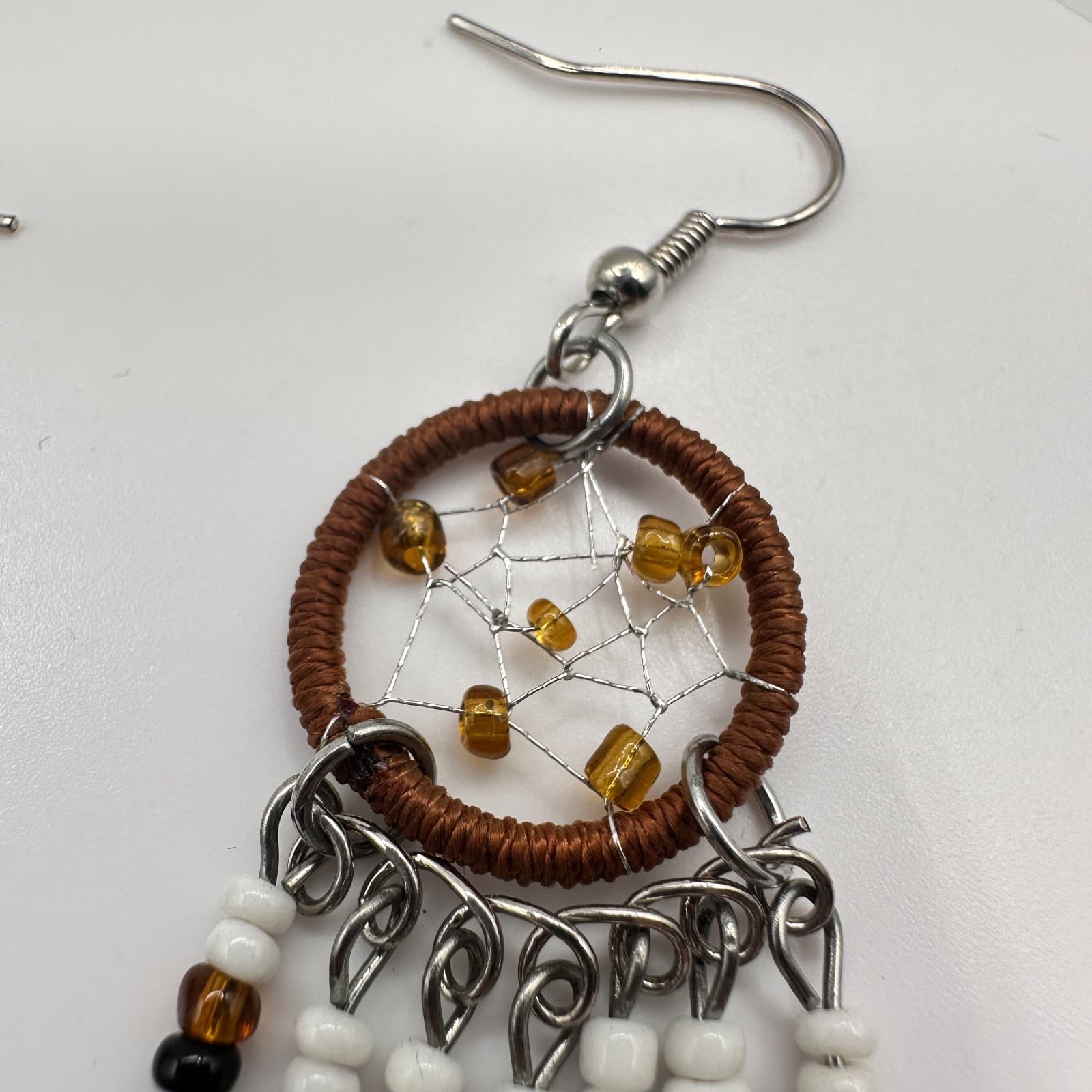 Vintage 90s Dreamcatcher Dangle Earrings Beaded Fringe Boho Silver Tone Jewelry - Thumbnail 6