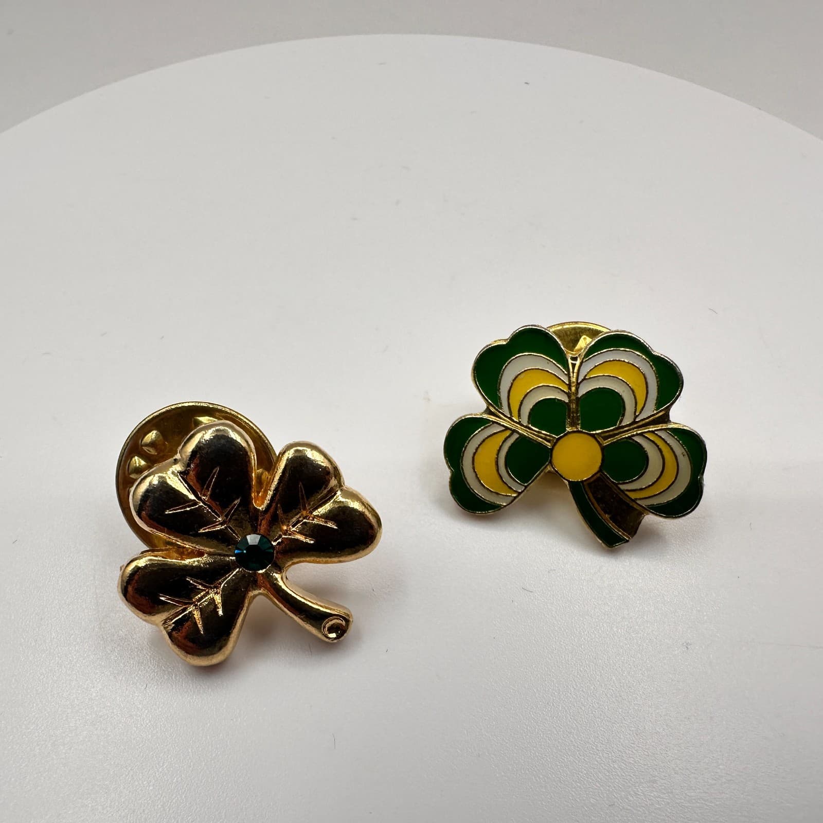 Vintage 90s Shamrock Lapel Pins Set Green Enamel Gold Tone Floral Rhinestone - Thumbnail 2