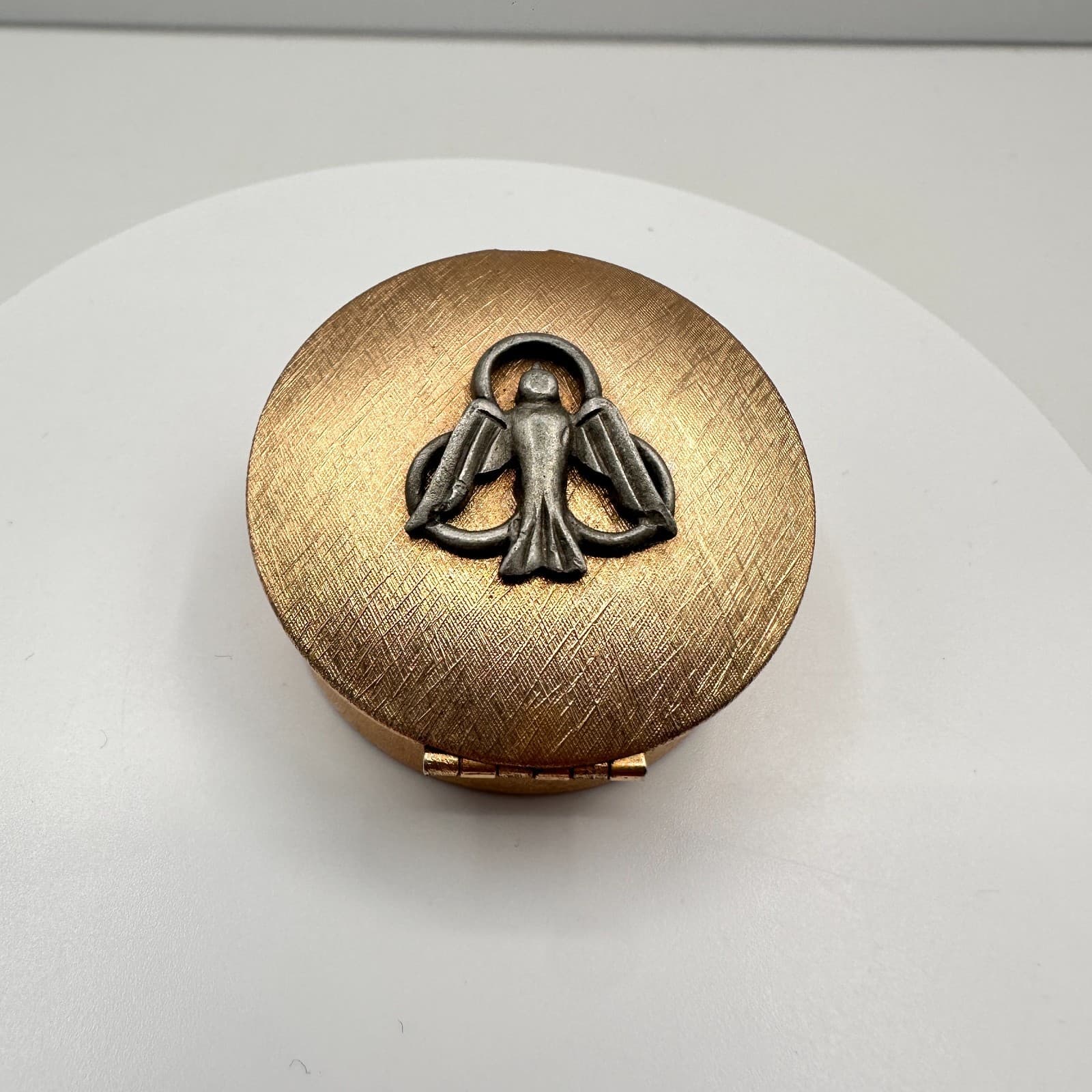 Vintage 80s Round Pill Box Antique Trinket Case Silver Tone Bird Dove Snap Close - Image 1