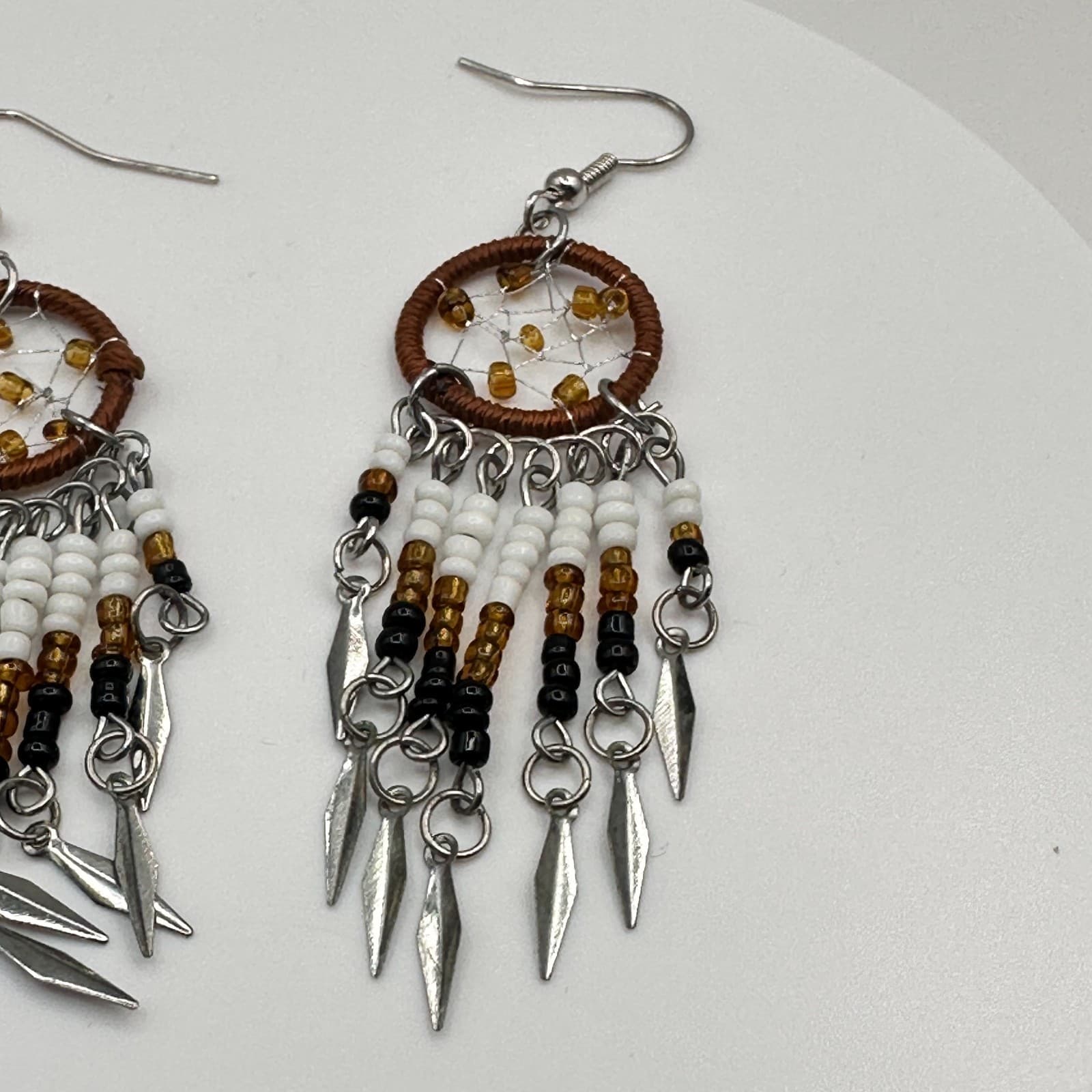 Vintage 90s Dreamcatcher Dangle Earrings Beaded Fringe Boho Silver Tone Jewelry - Thumbnail 3