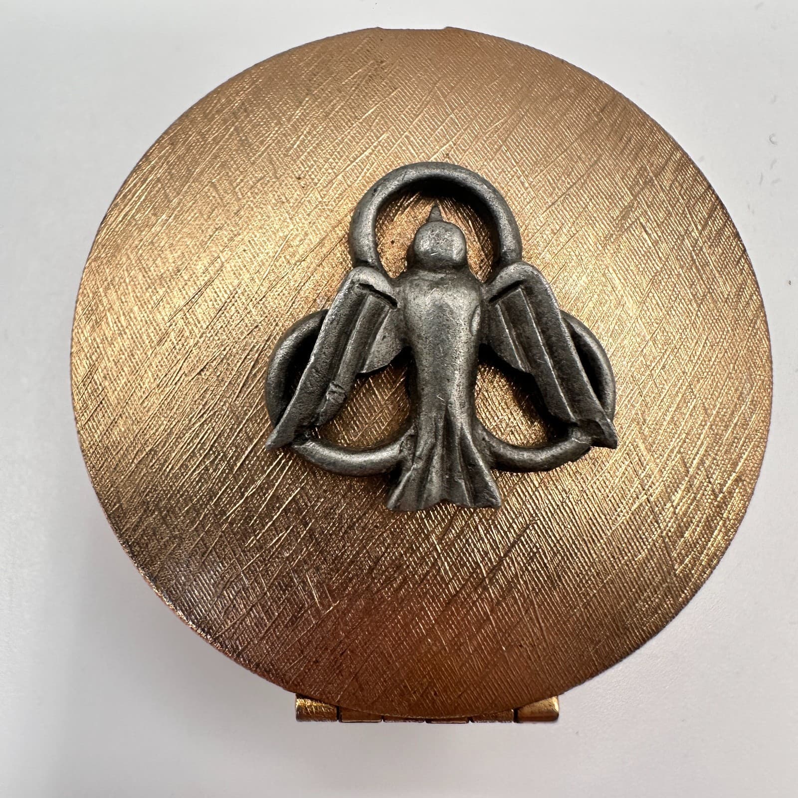 Vintage 80s Round Pill Box Antique Trinket Case Silver Tone Bird Dove Snap Close - Thumbnail 6