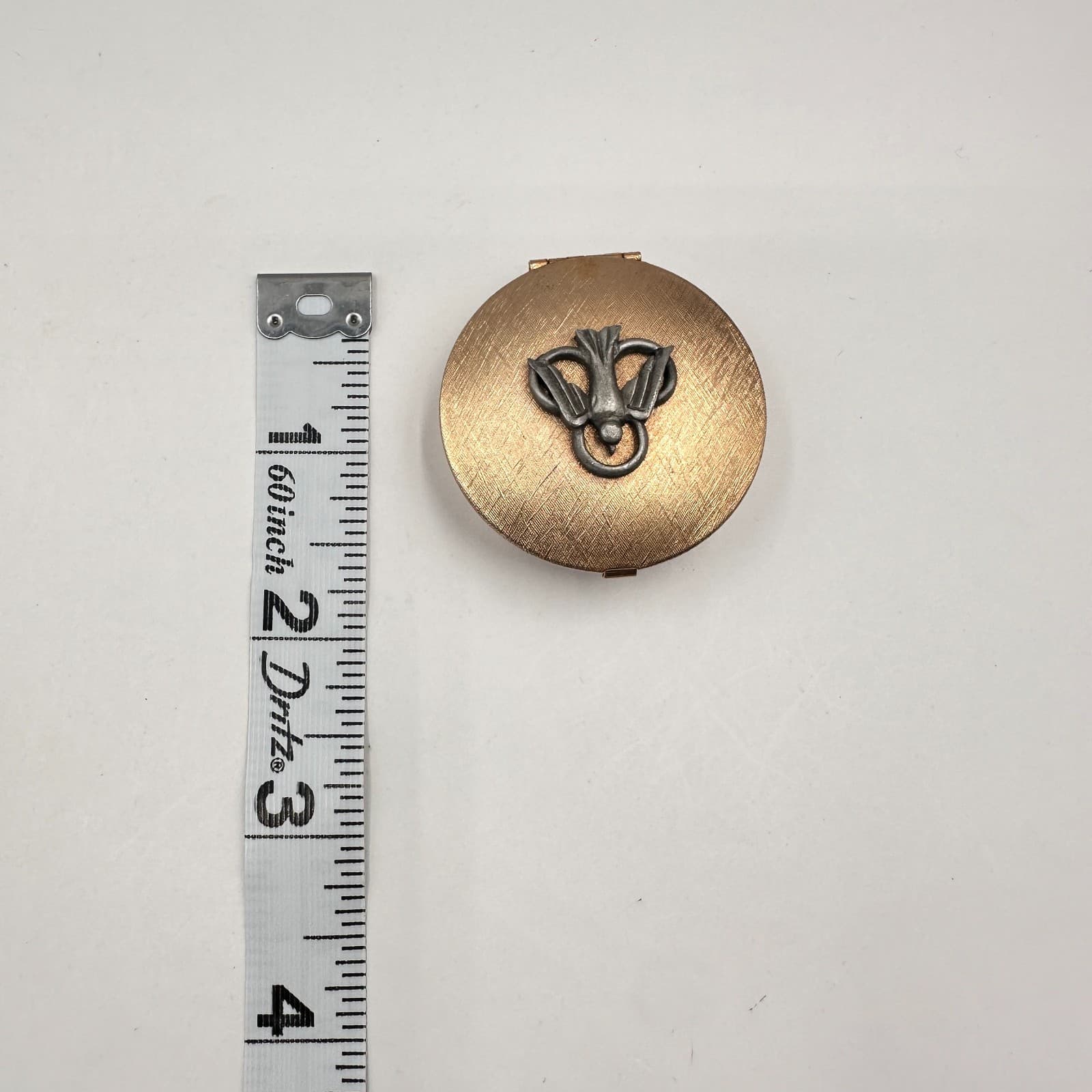 Vintage 80s Round Pill Box Antique Trinket Case Silver Tone Bird Dove Snap Close - Thumbnail 7