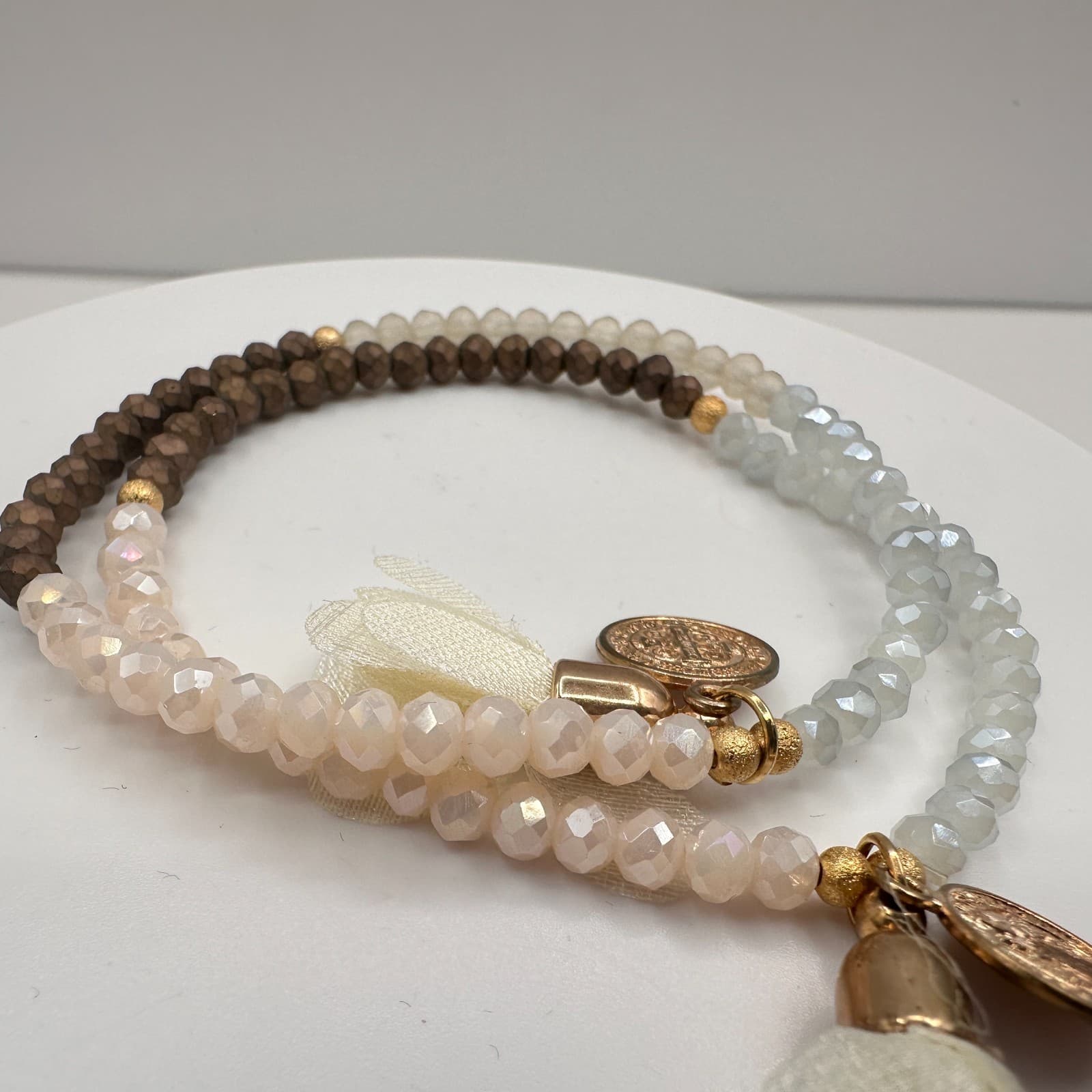 Vintage 90s Religious Medal Beaded Stretch Bracelet Boho Tassel Neutral Tones - Thumbnail 5