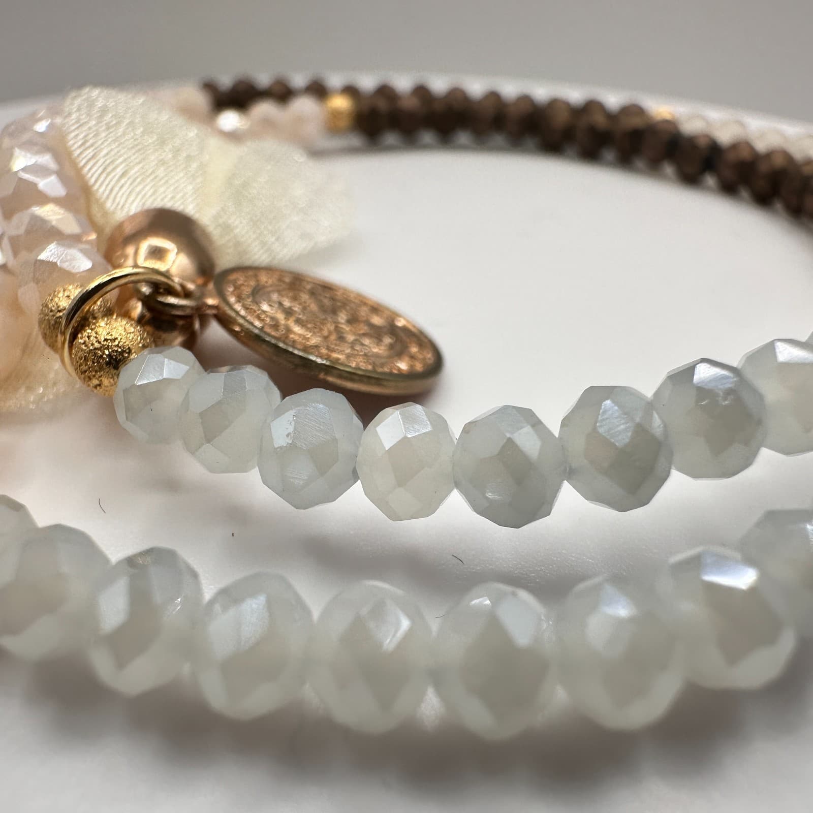 Vintage 90s Religious Medal Beaded Stretch Bracelet Boho Tassel Neutral Tones - Thumbnail 7