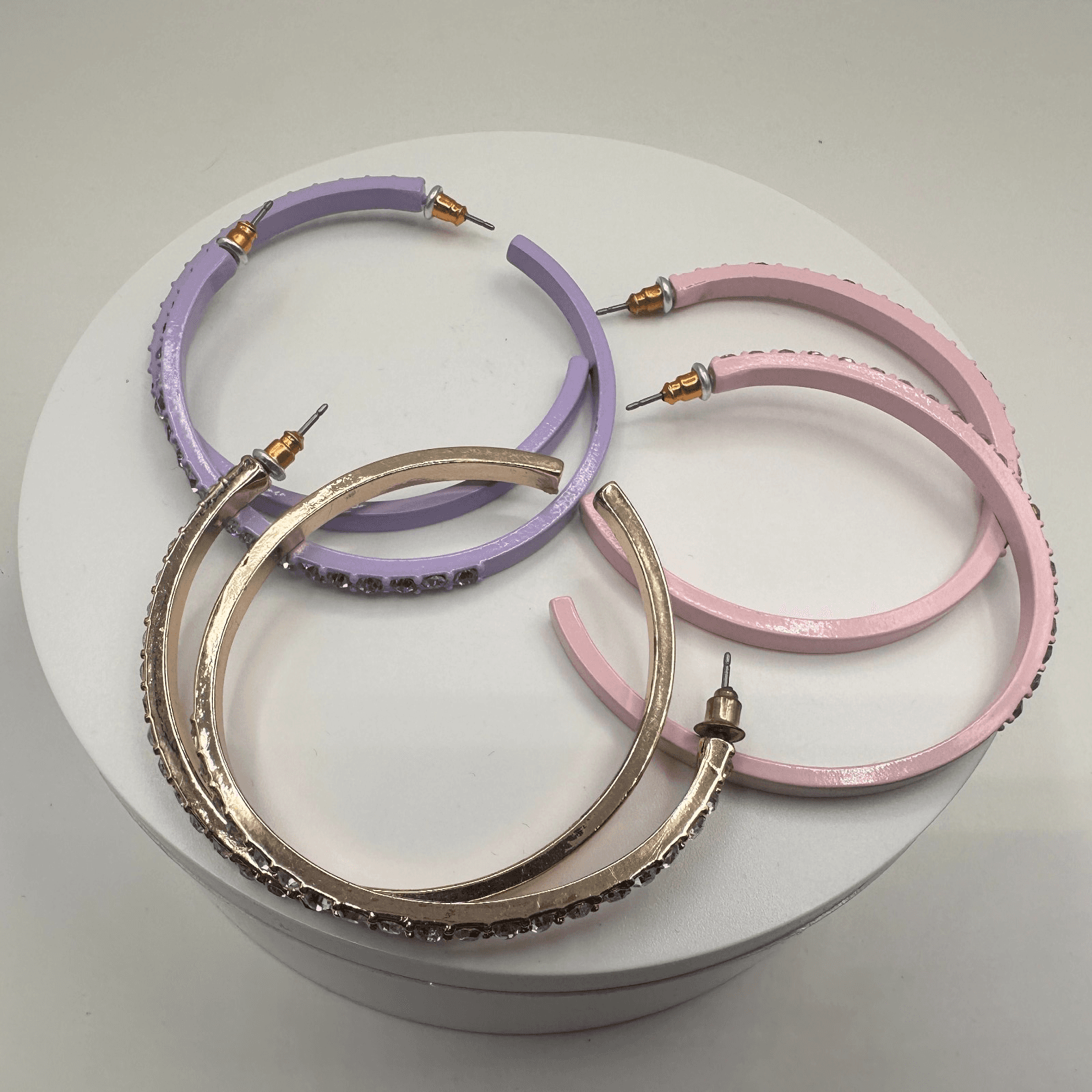 Vintage 90s Glass Multi-Color Hoop Earrings Set Women's Classic Fashion Jewelry - Thumbnail 2