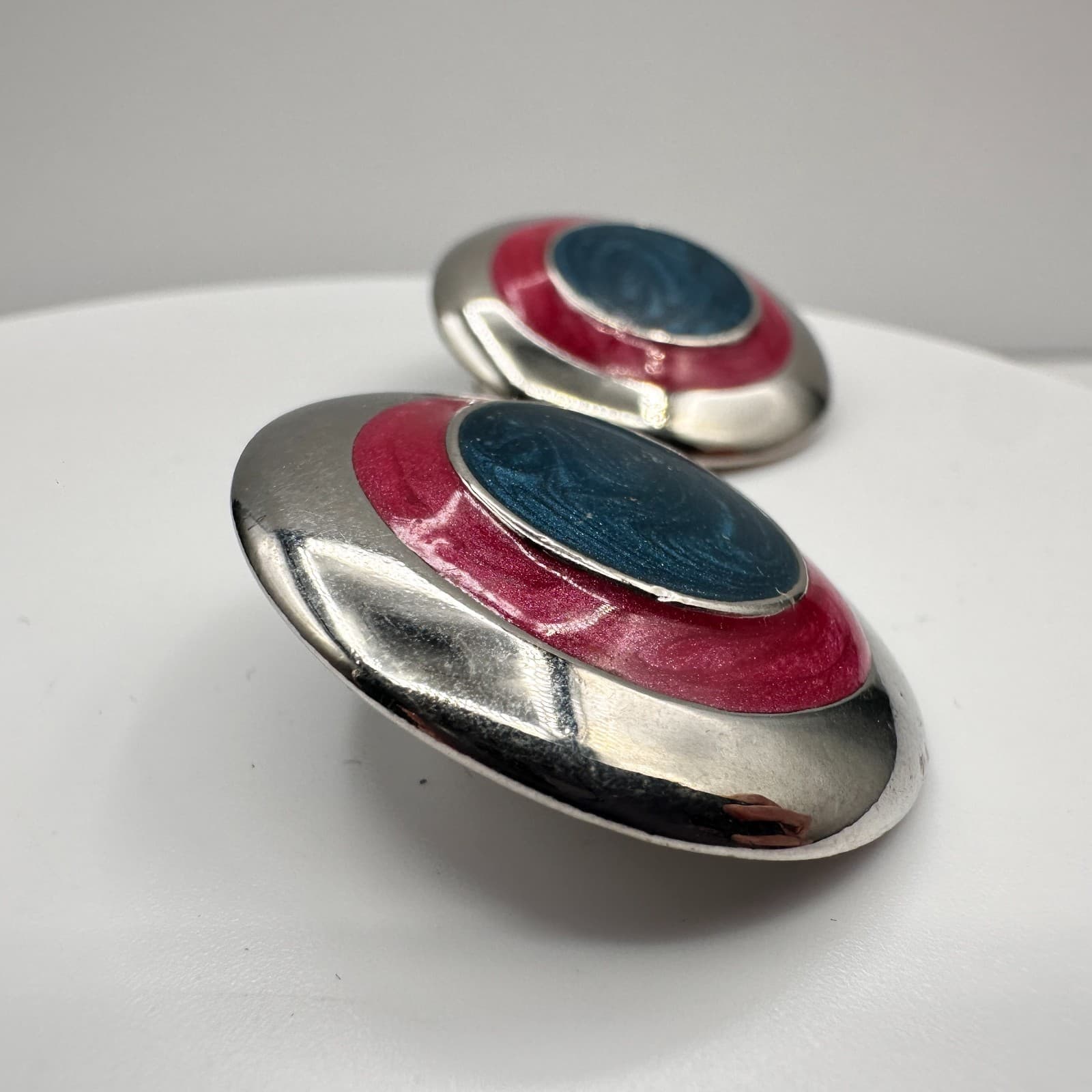 Vintage 80s Pink Blue Enamel Clip On Earrings Silver Tone Large Round Statement - Thumbnail 3